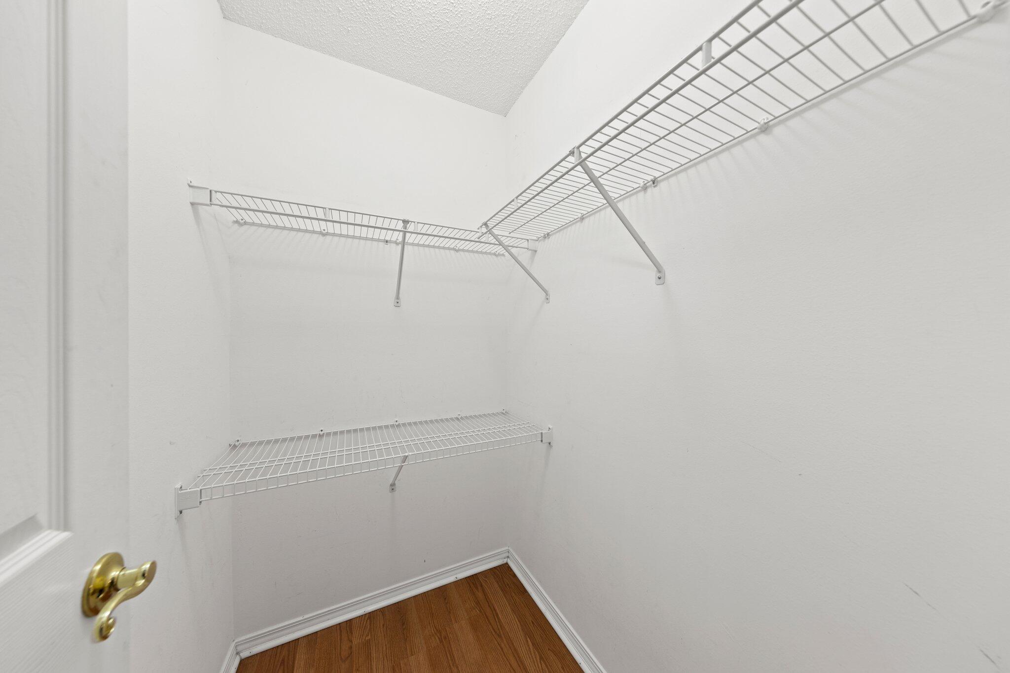 PARKWOOD ESTATES PH 7 - Residential Lease