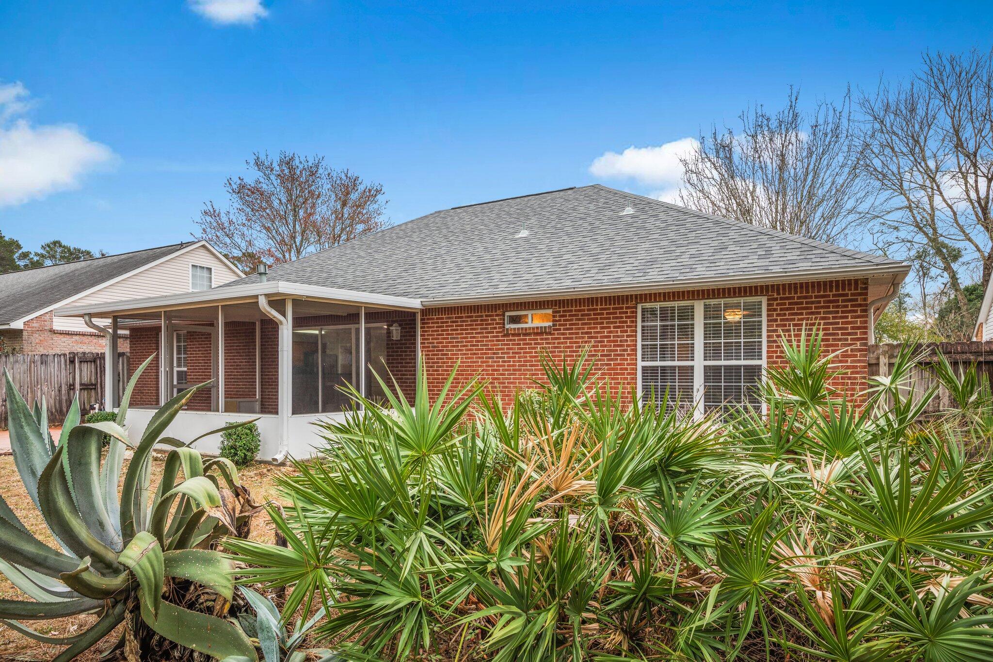 PARKWOOD ESTATES PH 7 - Residential Lease