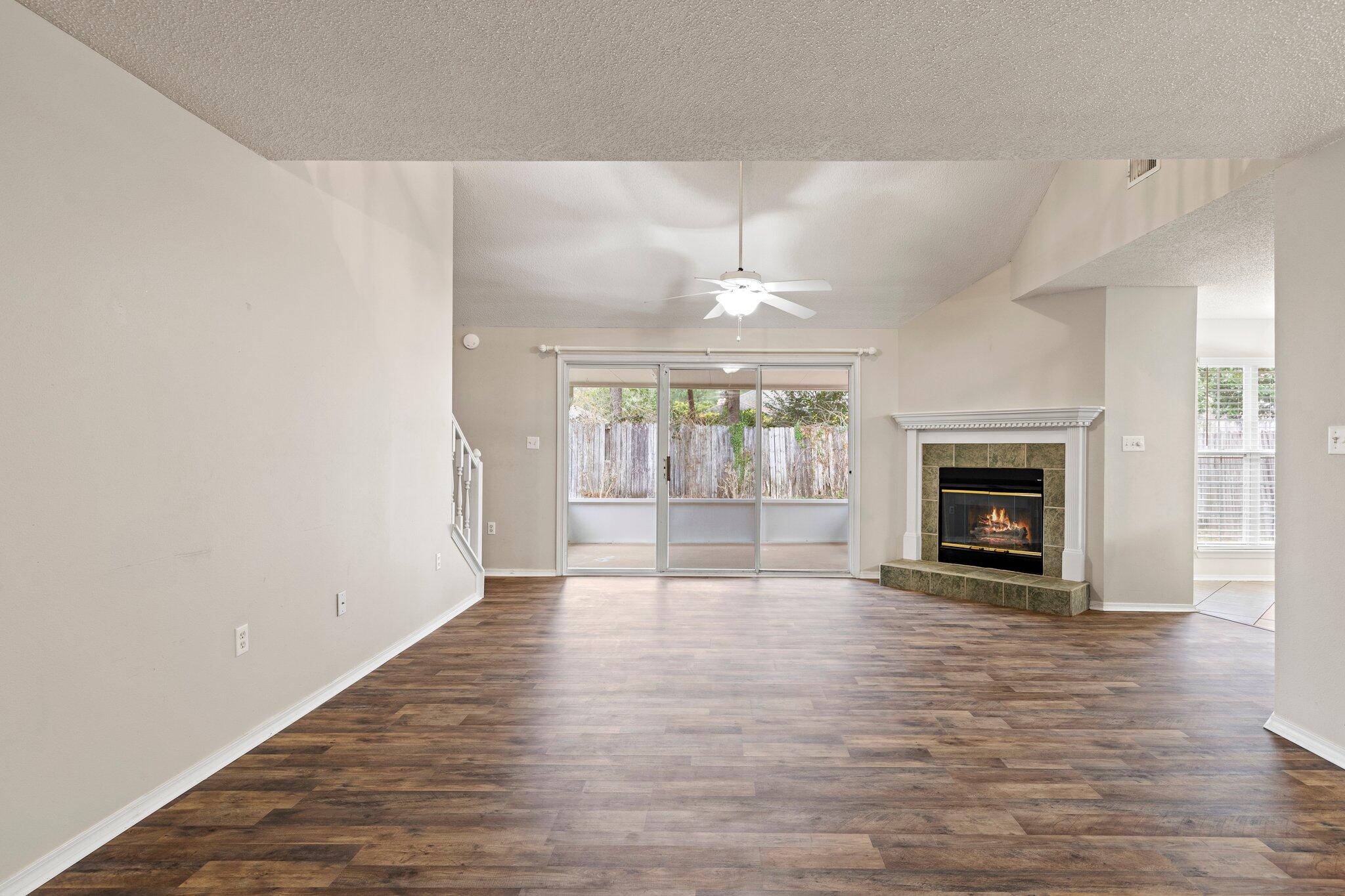 PARKWOOD ESTATES PH 7 - Residential Lease