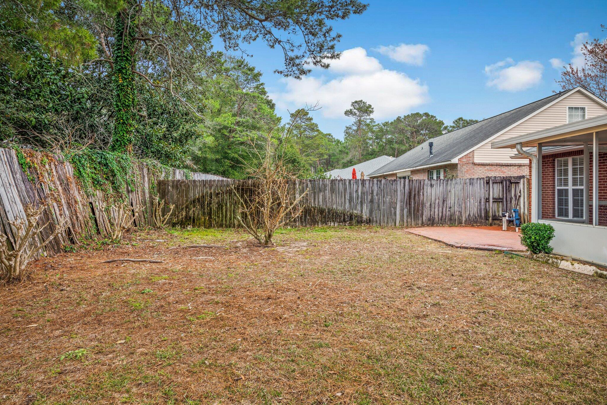 PARKWOOD ESTATES PH 7 - Residential Lease