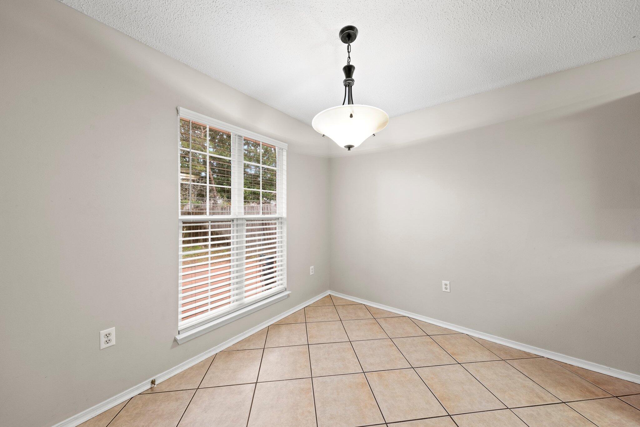 PARKWOOD ESTATES PH 7 - Residential Lease