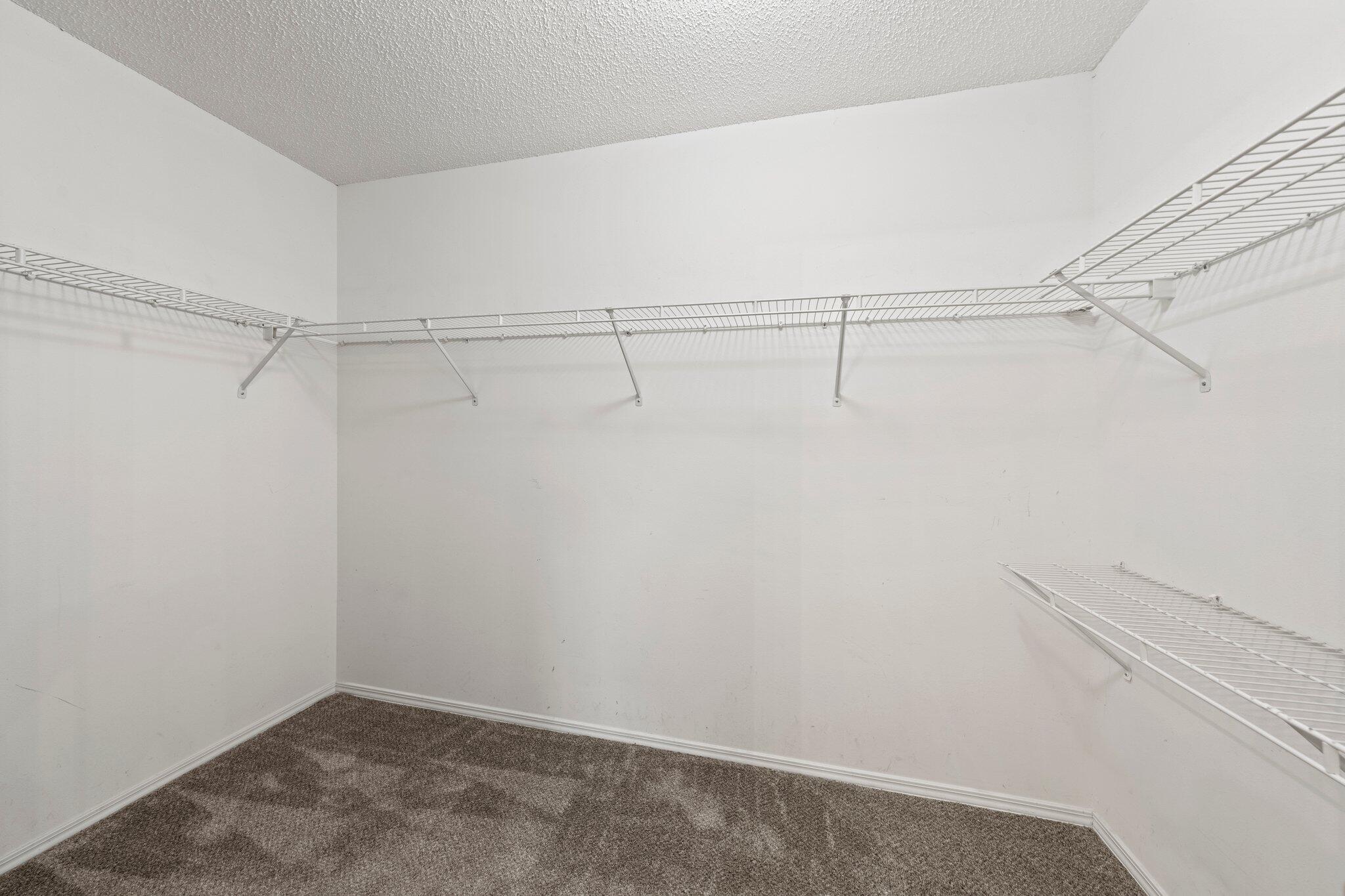 PARKWOOD ESTATES PH 7 - Residential Lease