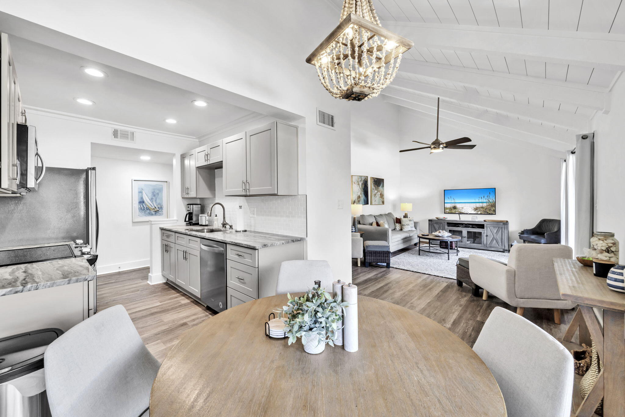 SEASCAPE CONDO GARDEN VILLA - Residential