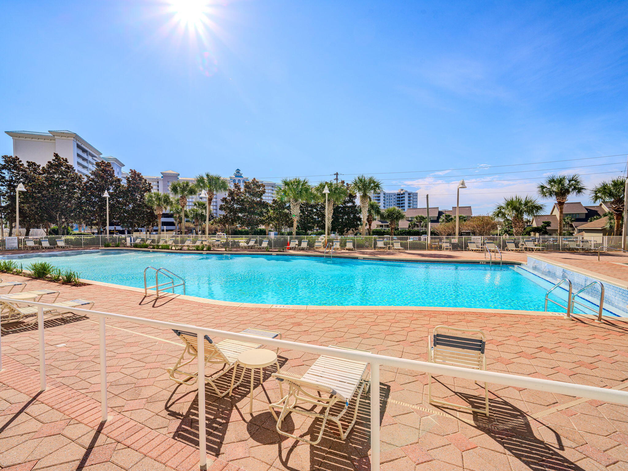 SEASCAPE CONDO GARDEN VILLA - Residential