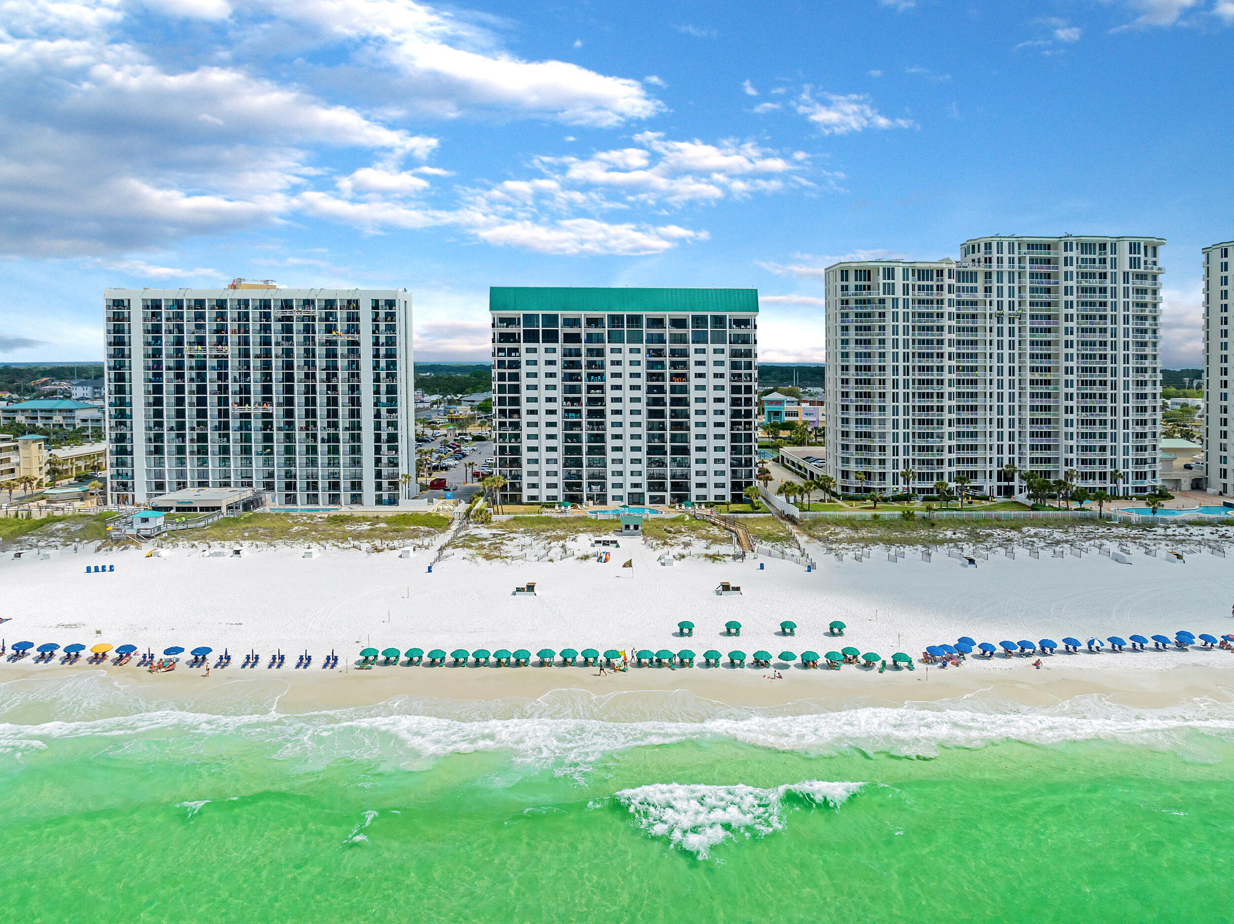 EMERALD TOWERS - Residential