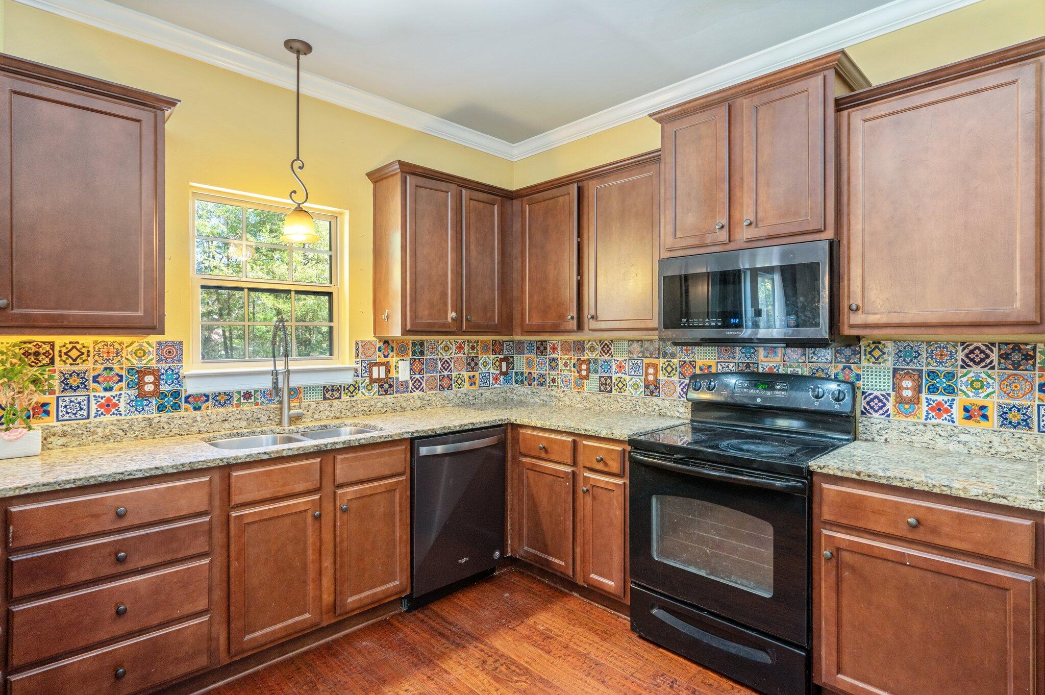 CAMELLIA COVE - Residential