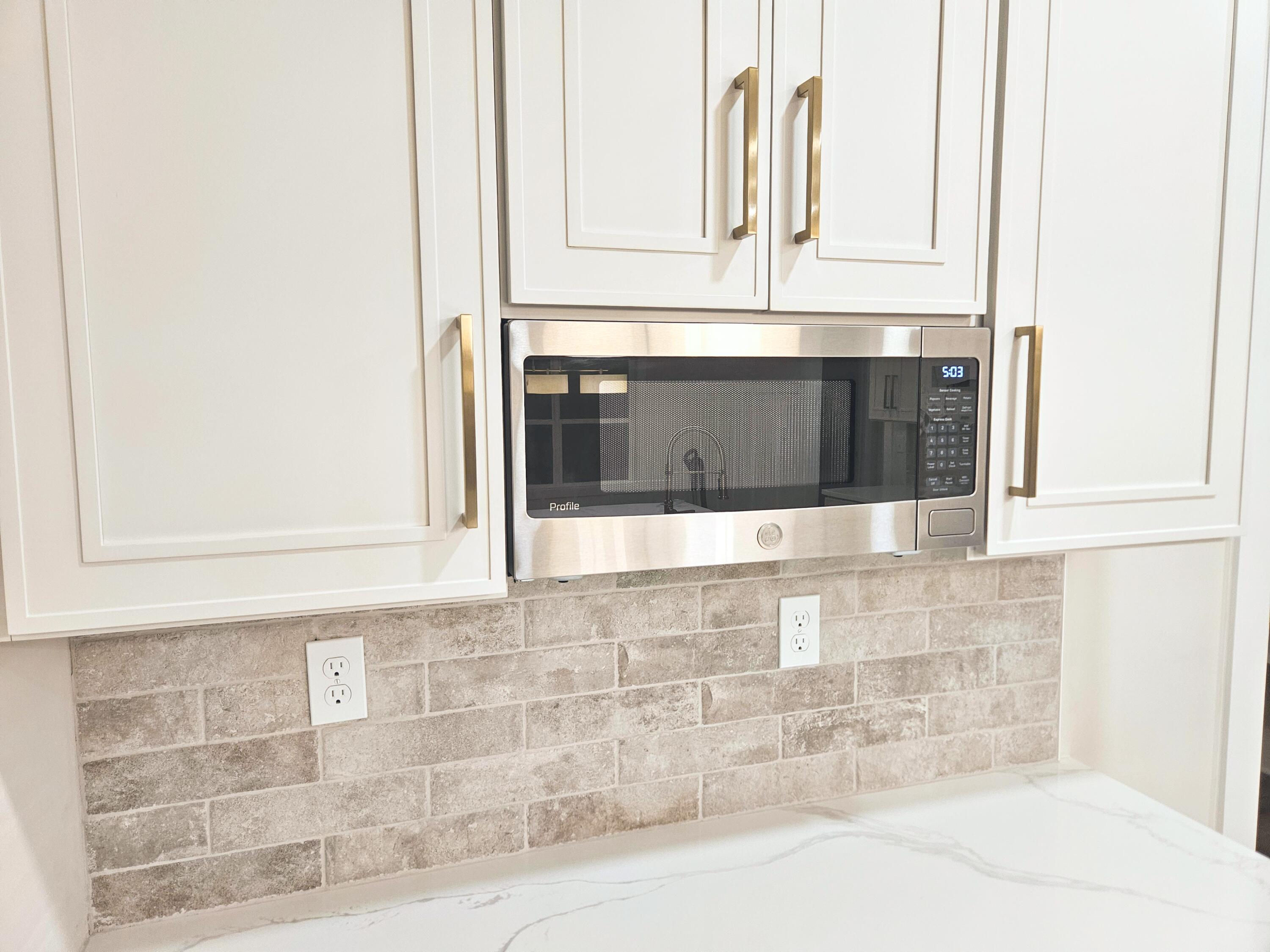 WINDSWEPT ESTATES - Residential