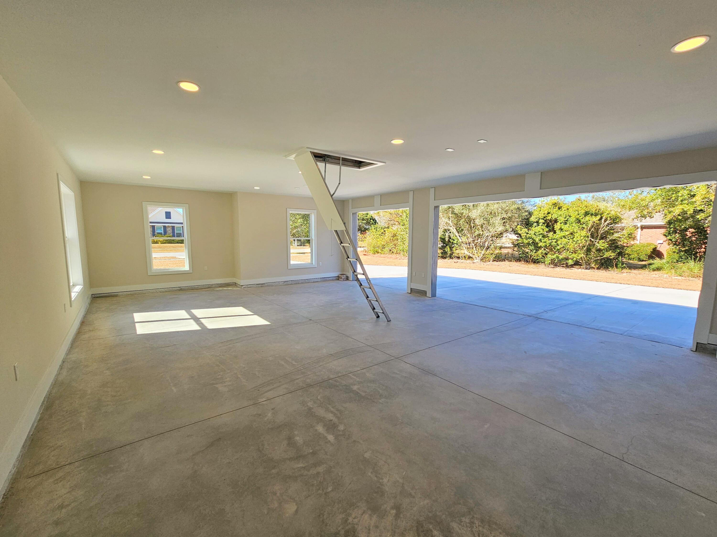 WINDSWEPT ESTATES - Residential