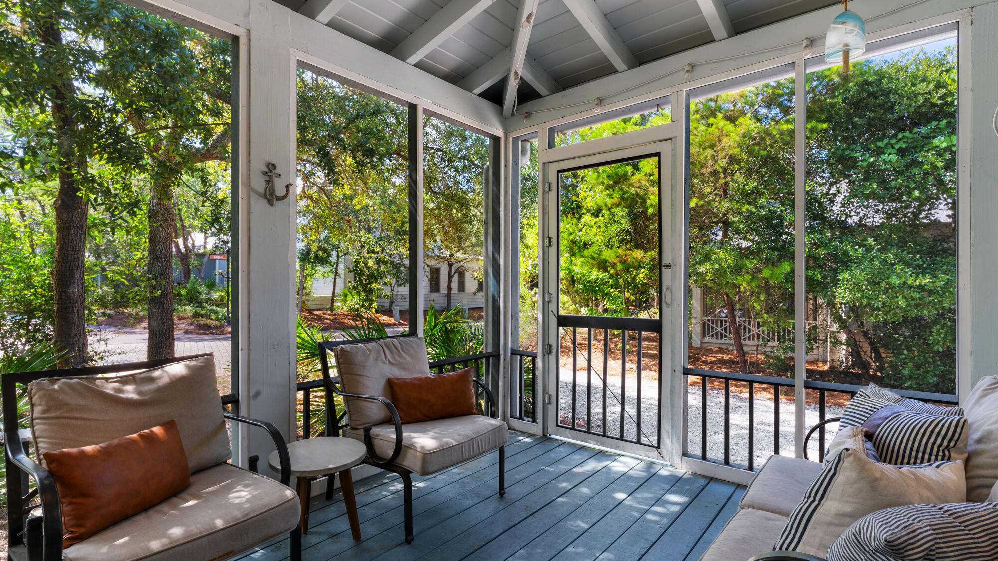 MAGNOLIA COTTAGES - Residential