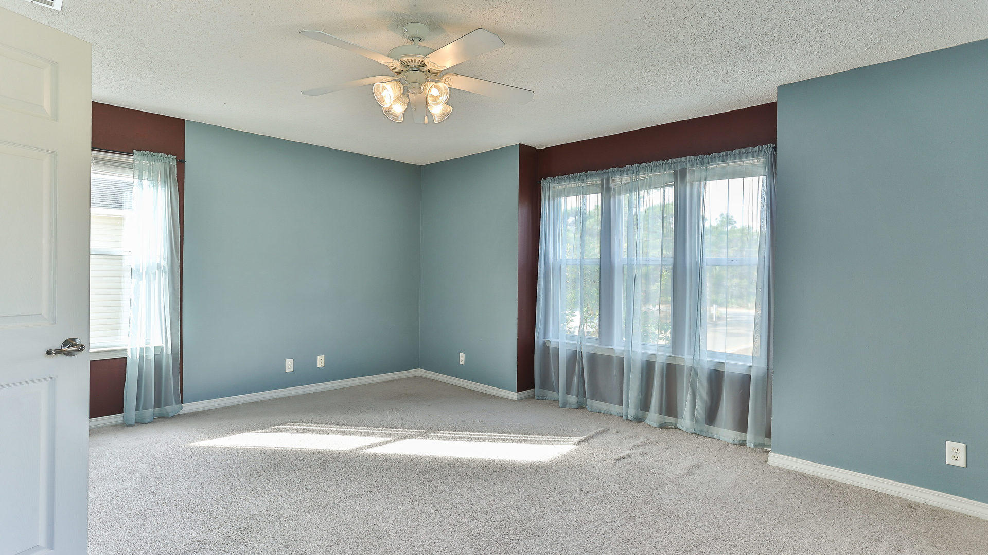 ENCHANTED ESTATES - Residential