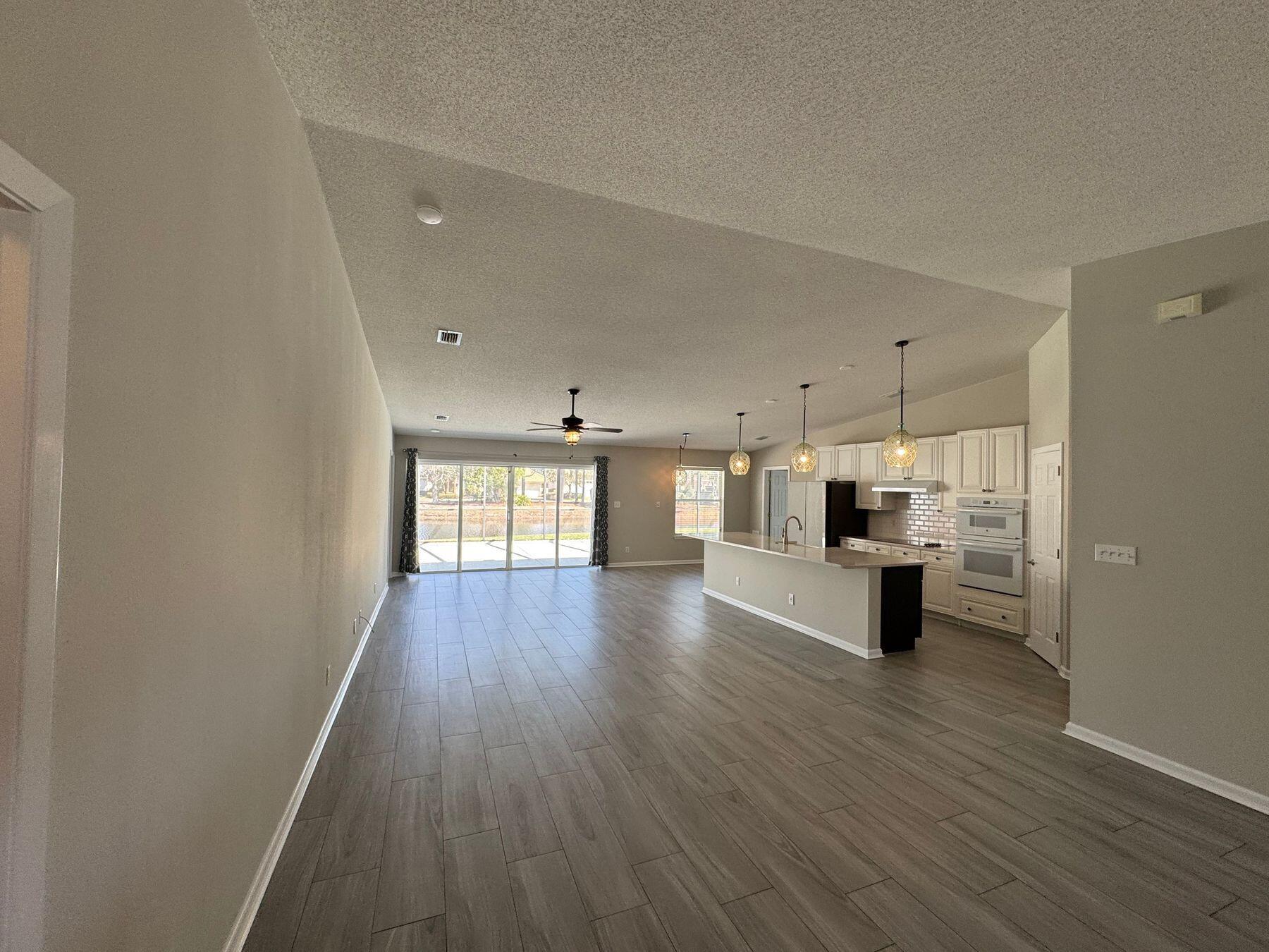 EMERALD LAKES PH 2 - Residential