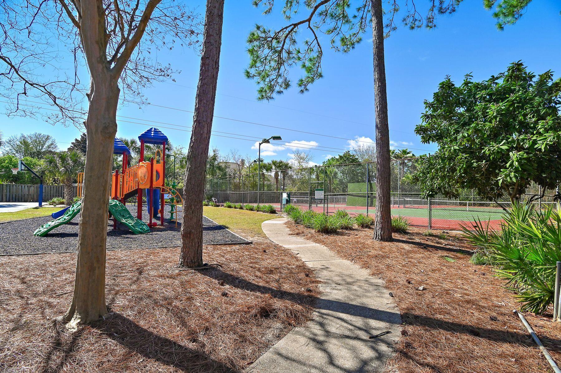 EMERALD LAKES PH 2 - Residential