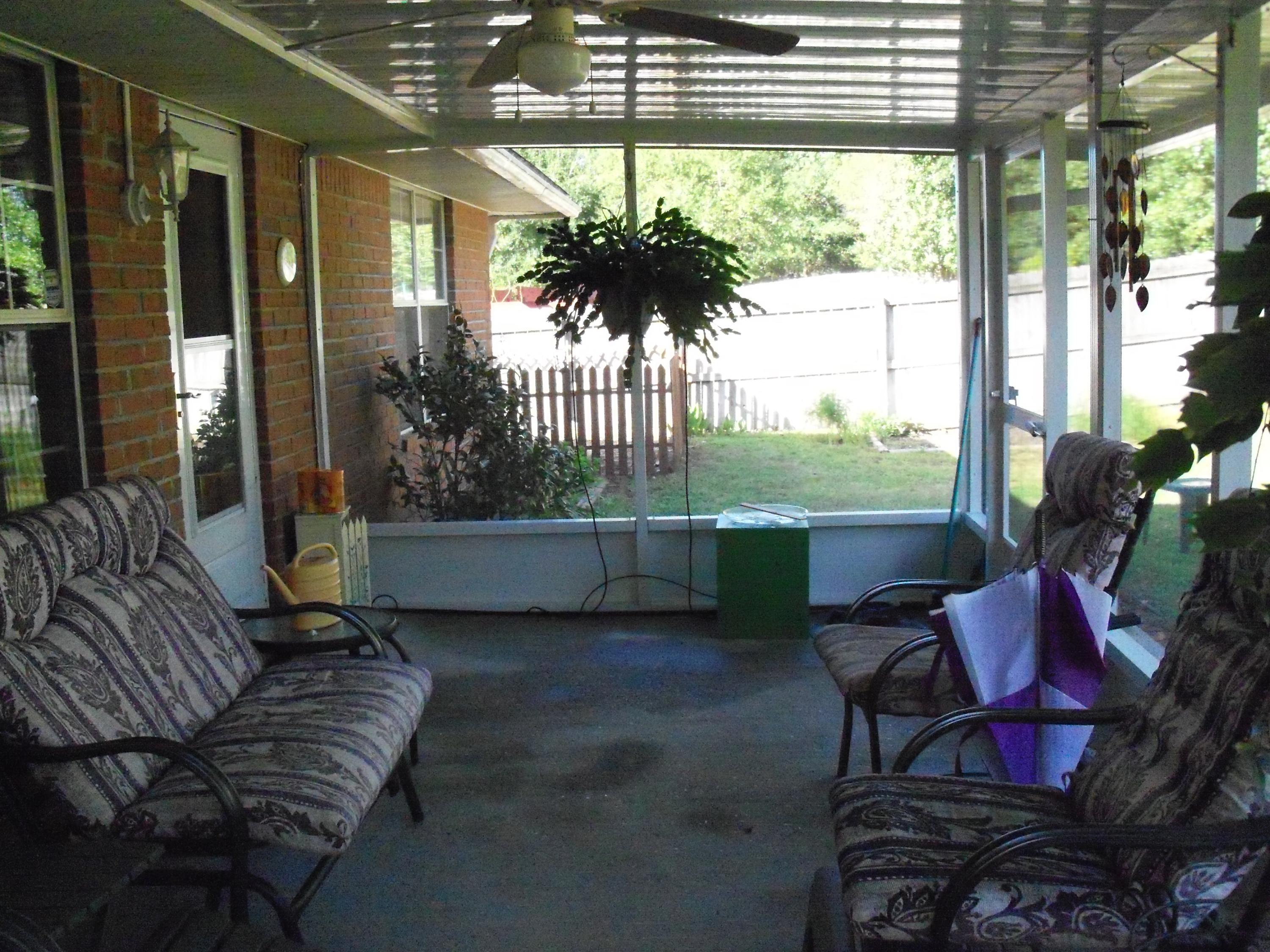 Foxwood Addition S/D lot 5 Blk B - Residential