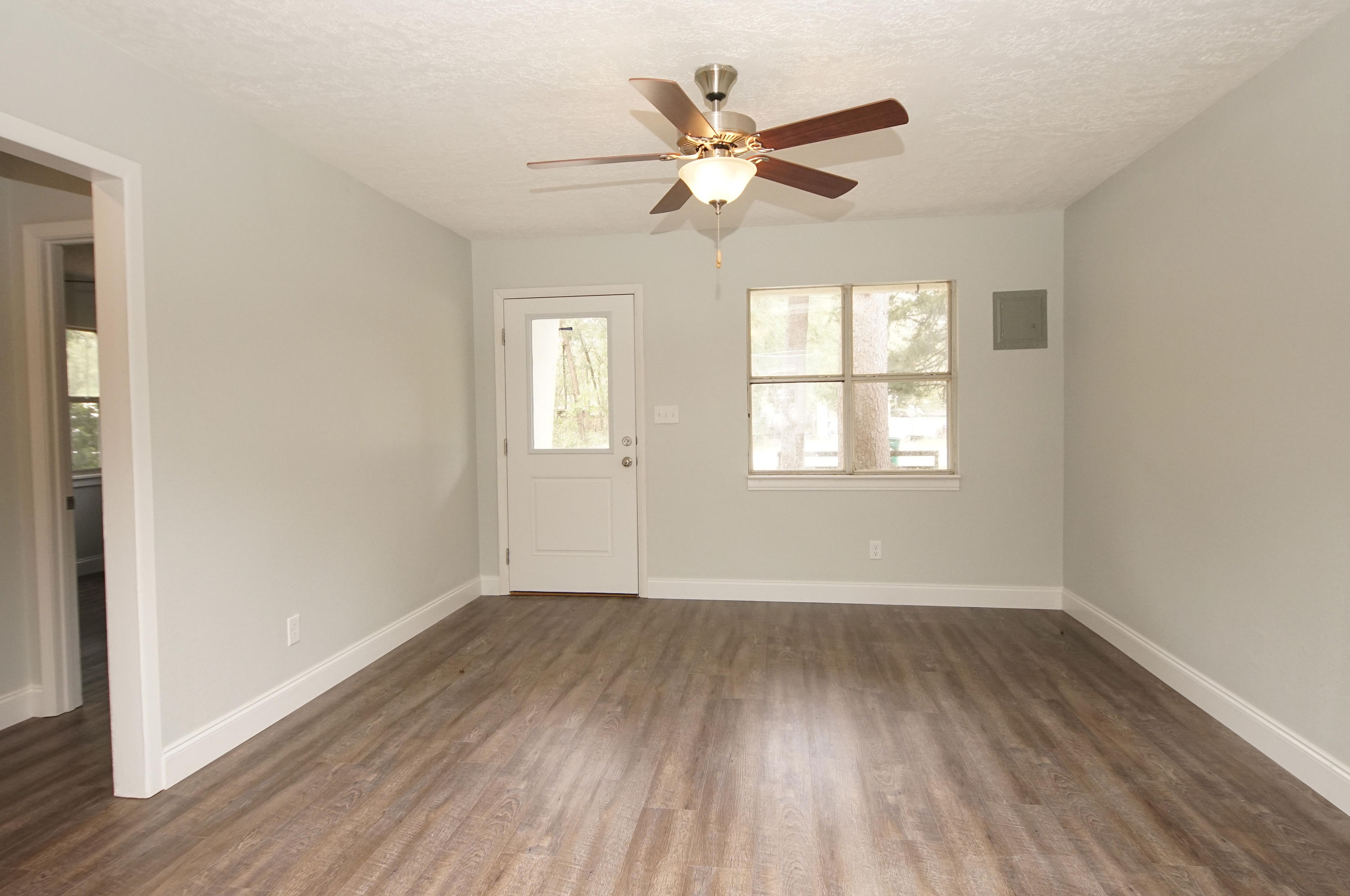 ROSEMONT - Residential Lease