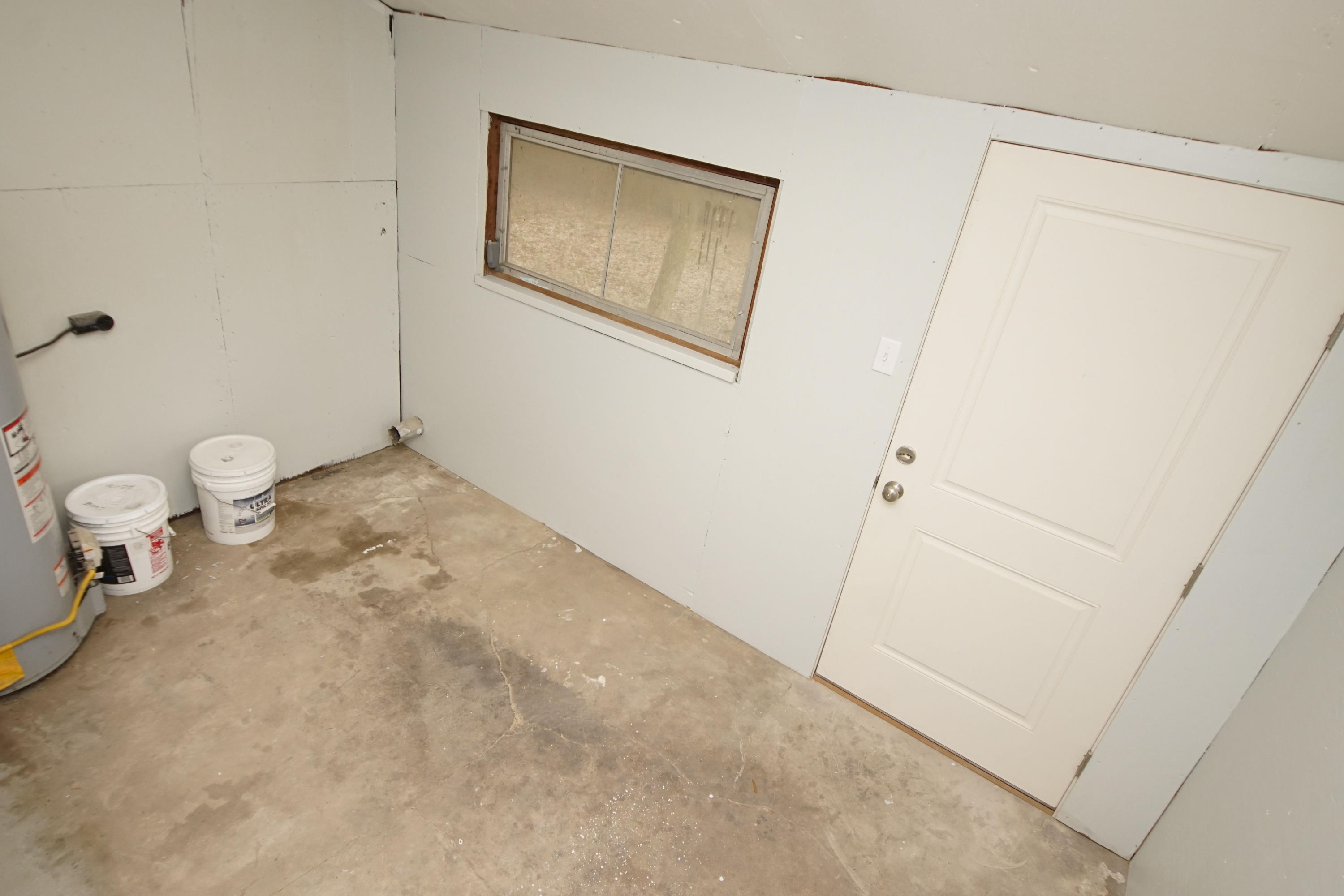 ROSEMONT - Residential Lease