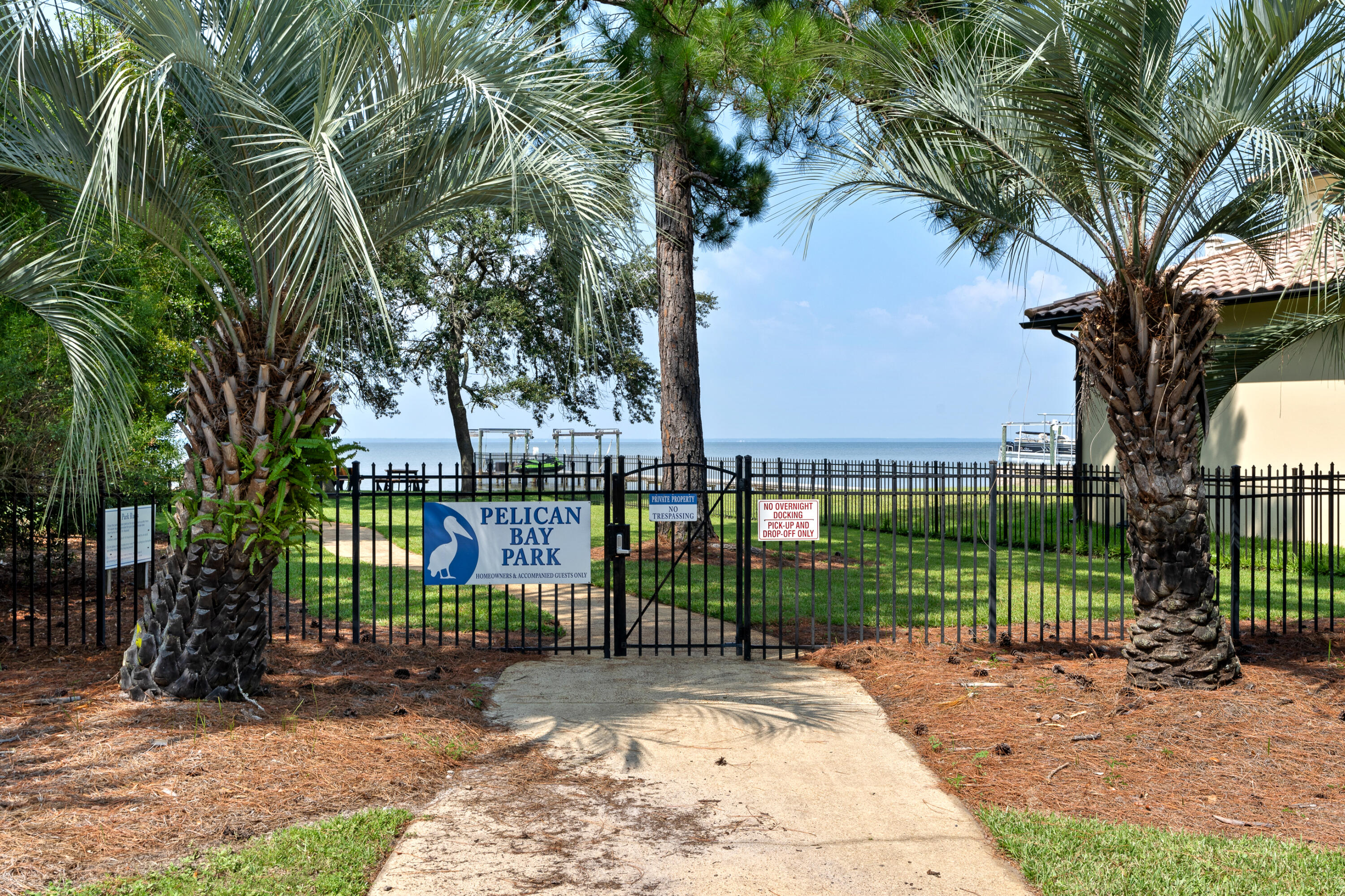 PELICAN BAY S/D - Residential