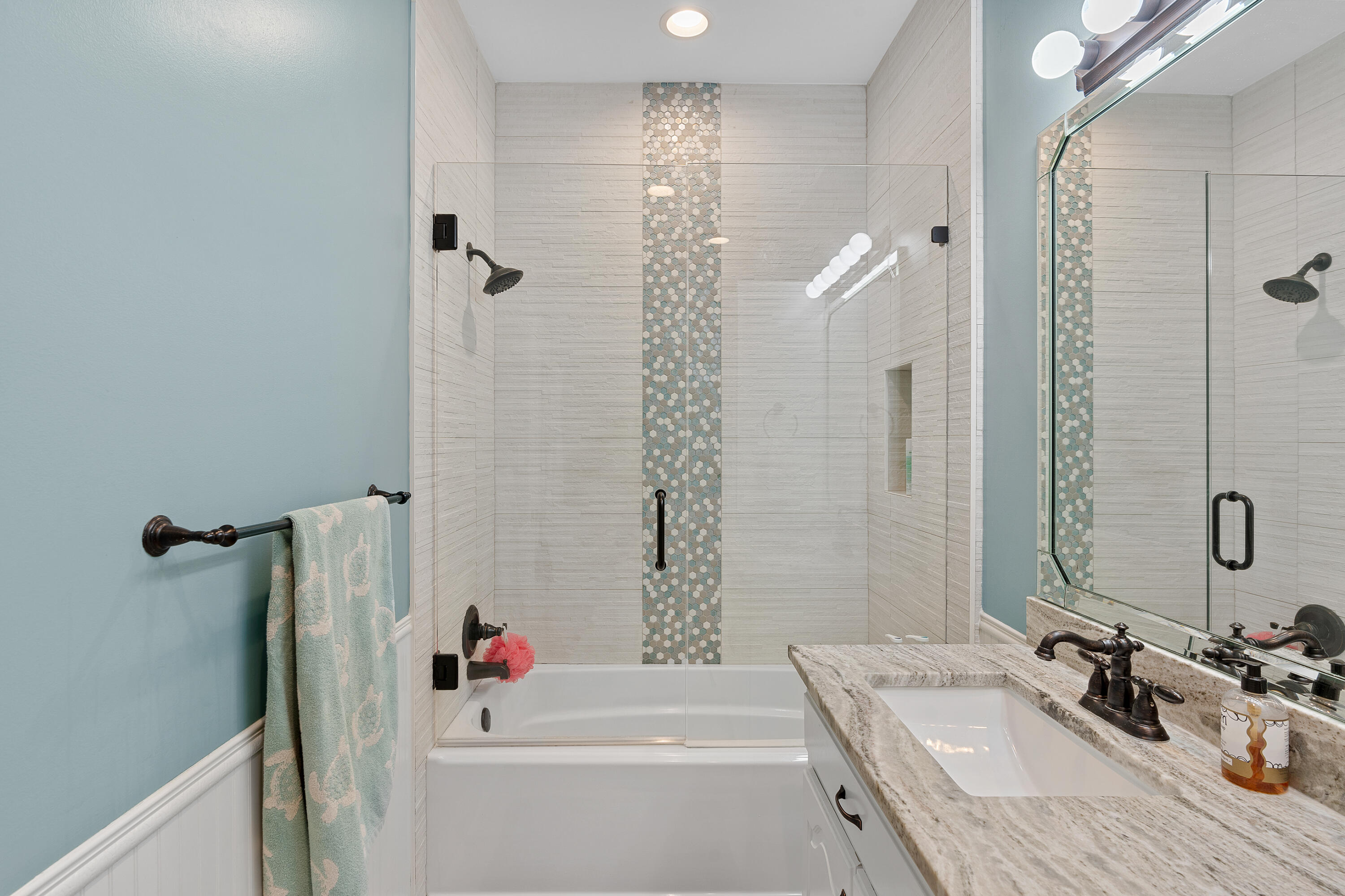 PELICAN BAY S/D - Residential