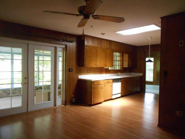 COUNTRY CLUB ESTATES - Residential