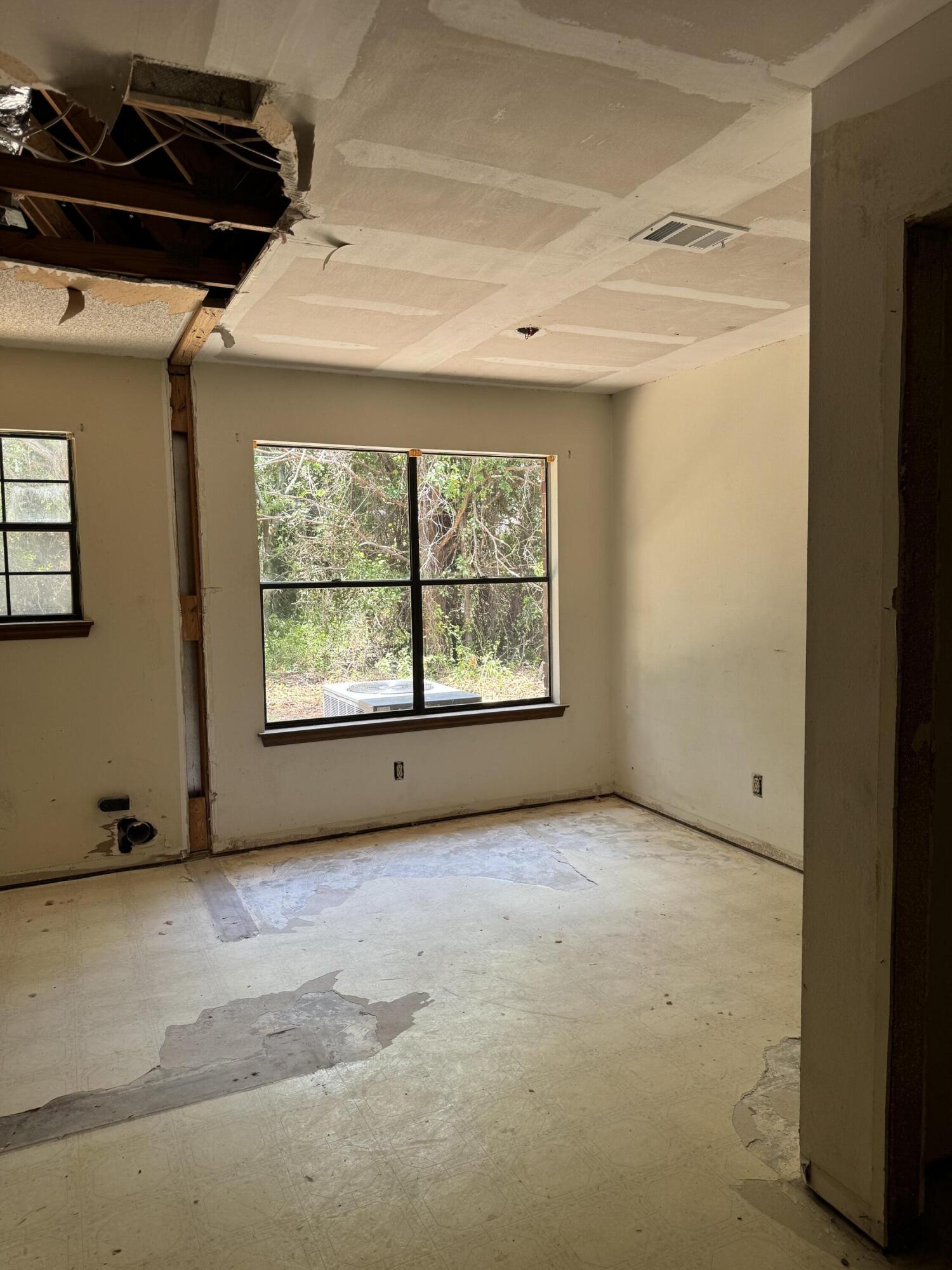 SANTA ROSA SHORES 4TH ADDN - Residential