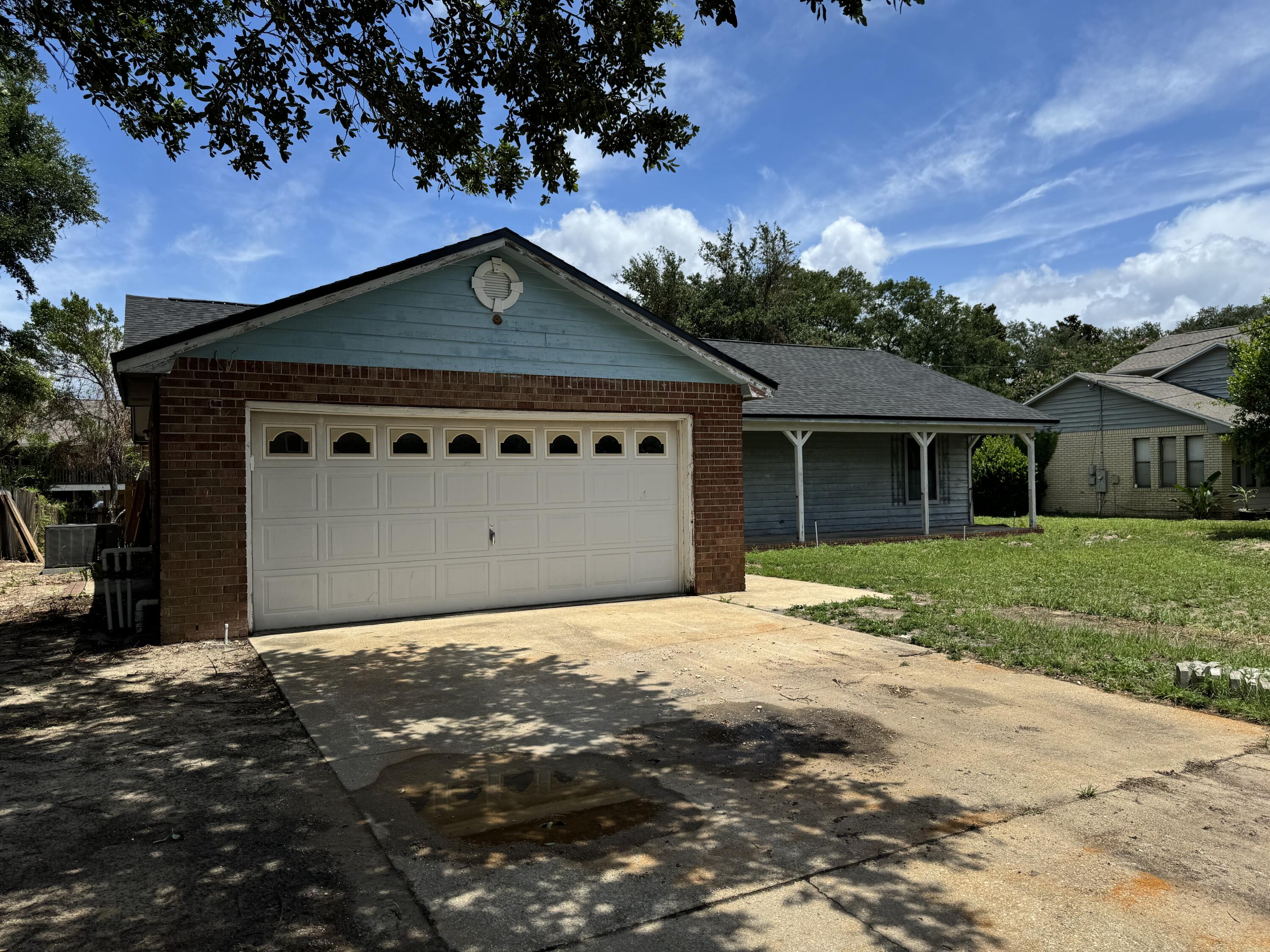 SANTA ROSA SHORES 4TH ADDN - Residential