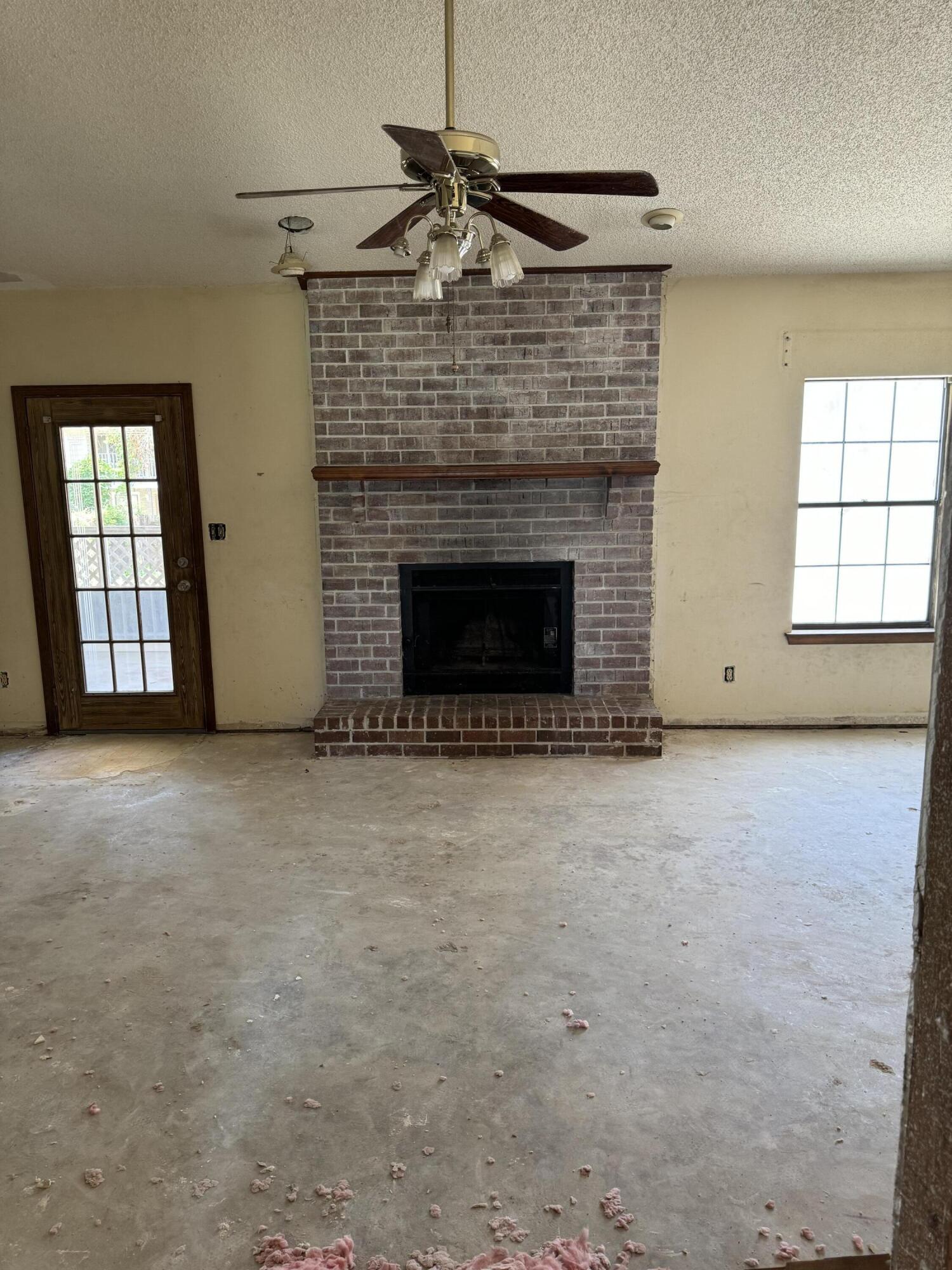 SANTA ROSA SHORES 4TH ADDN - Residential