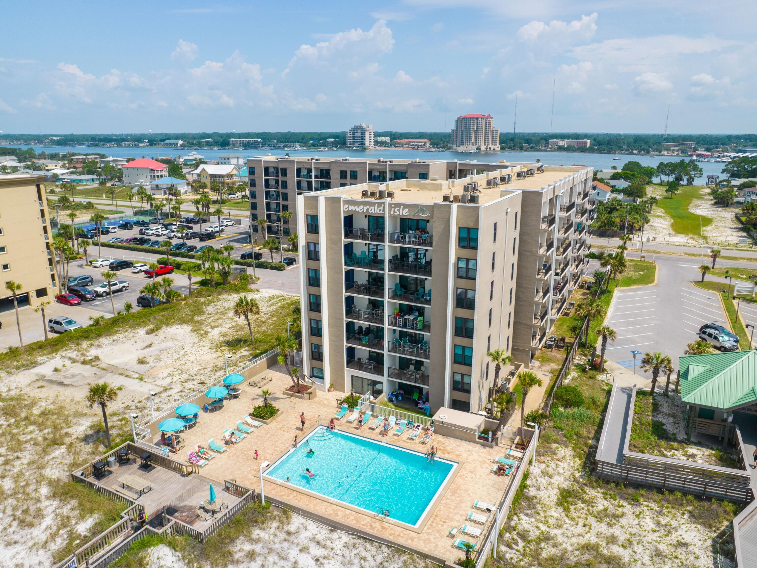 EMERALD ISLE - Residential