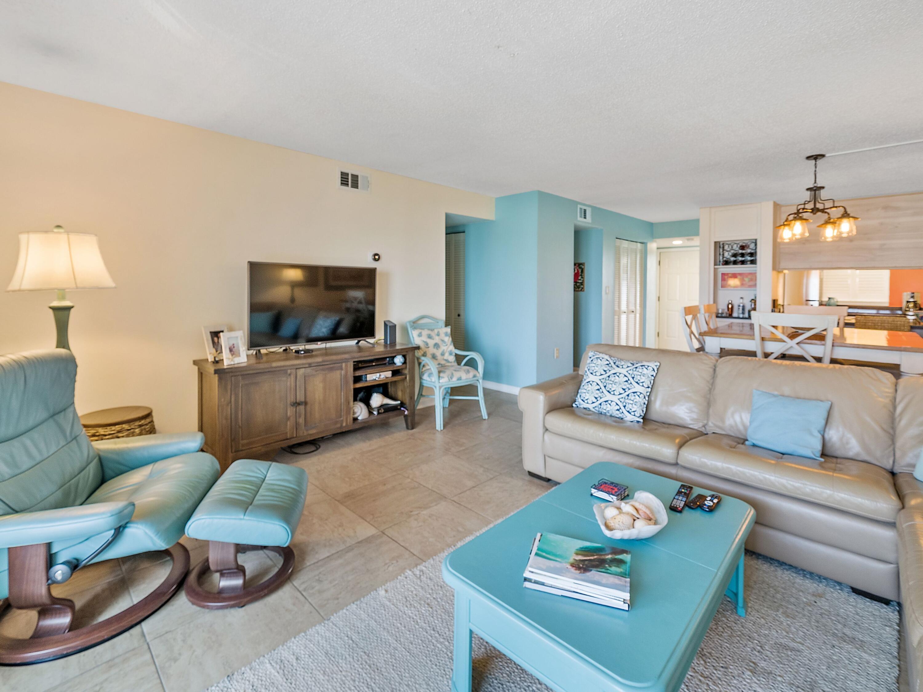 EMERALD ISLE - Residential