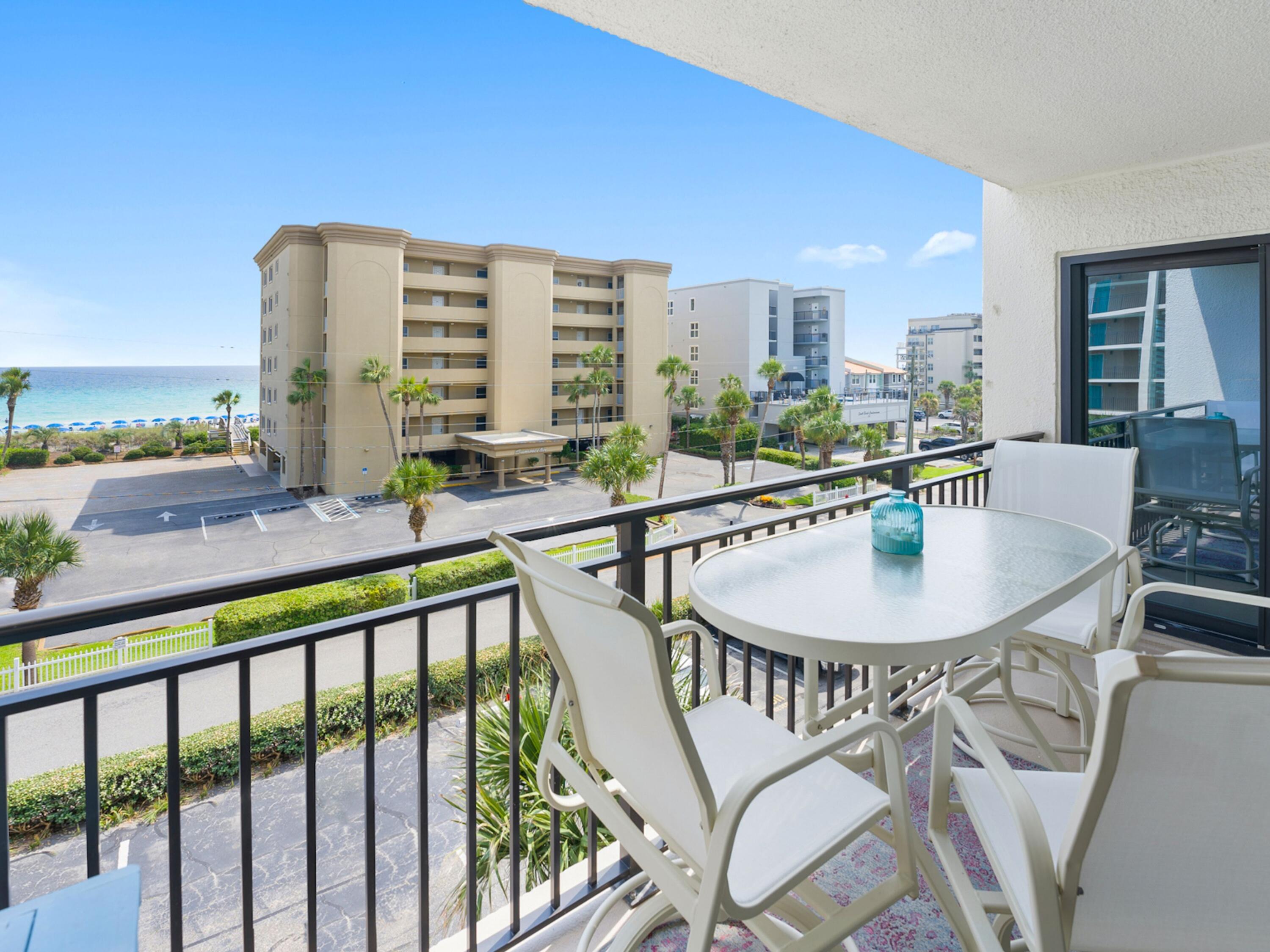 EMERALD ISLE - Residential