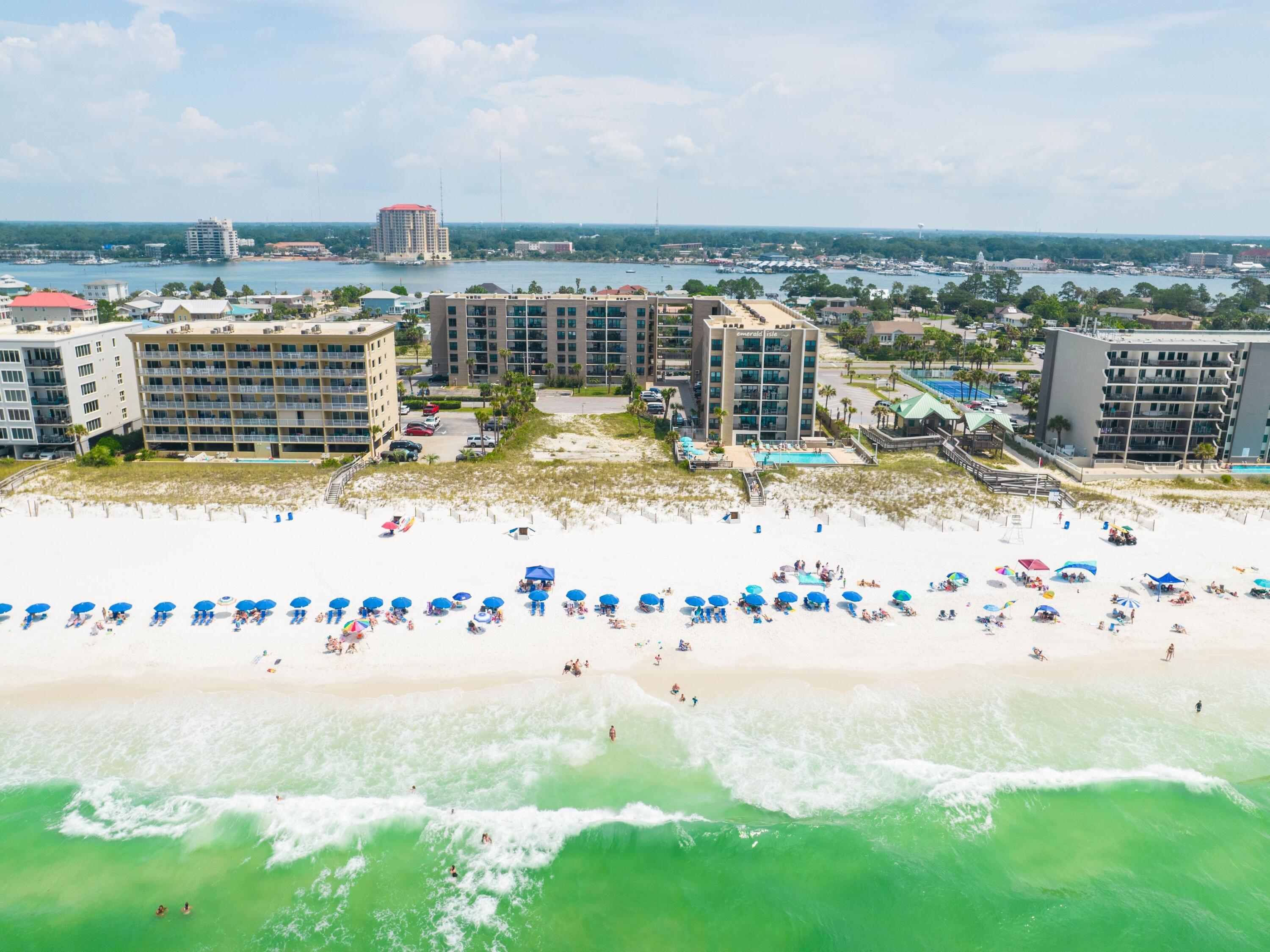 EMERALD ISLE - Residential