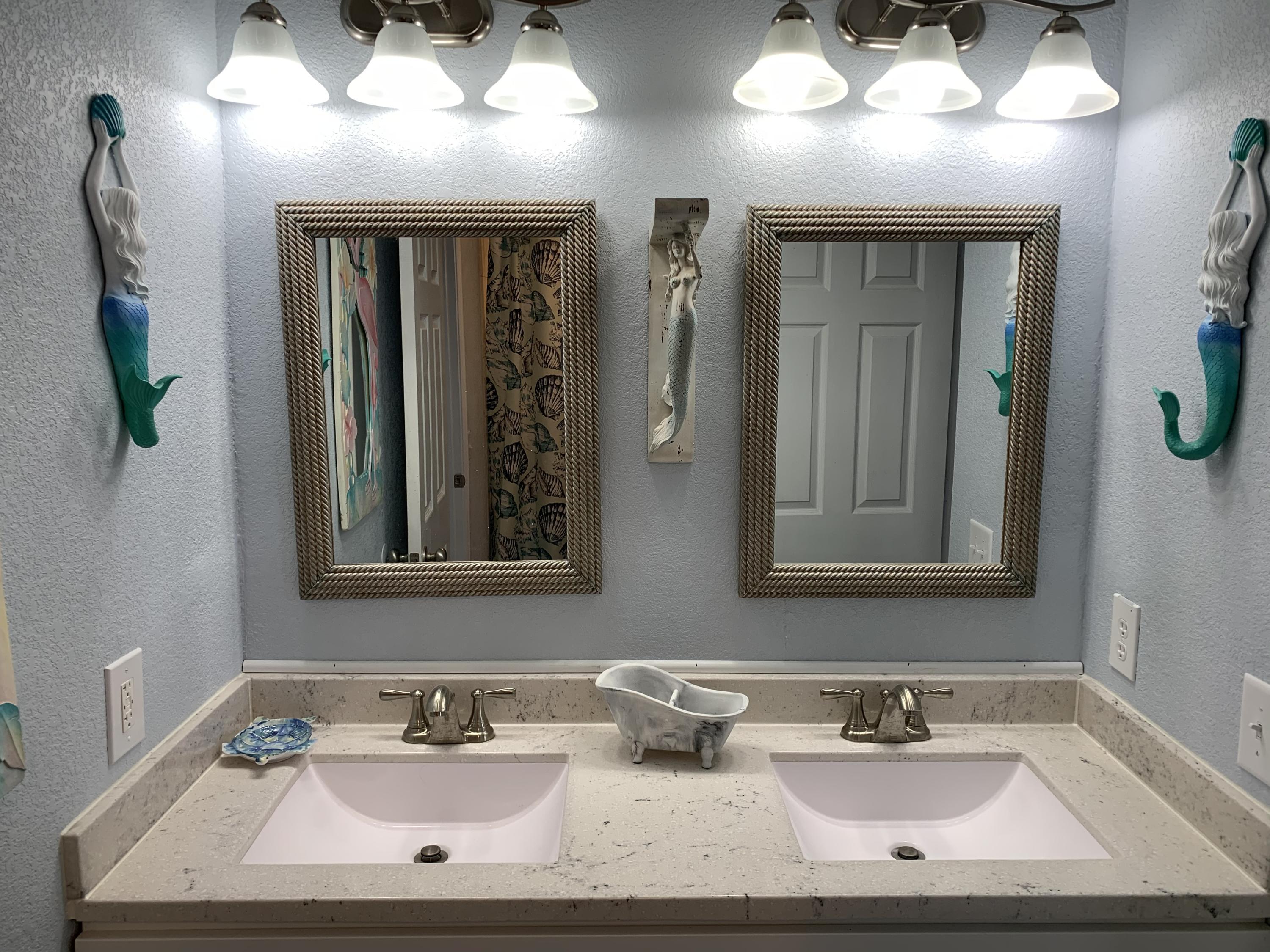 HERMITAGE CONDOMINIUM - Residential