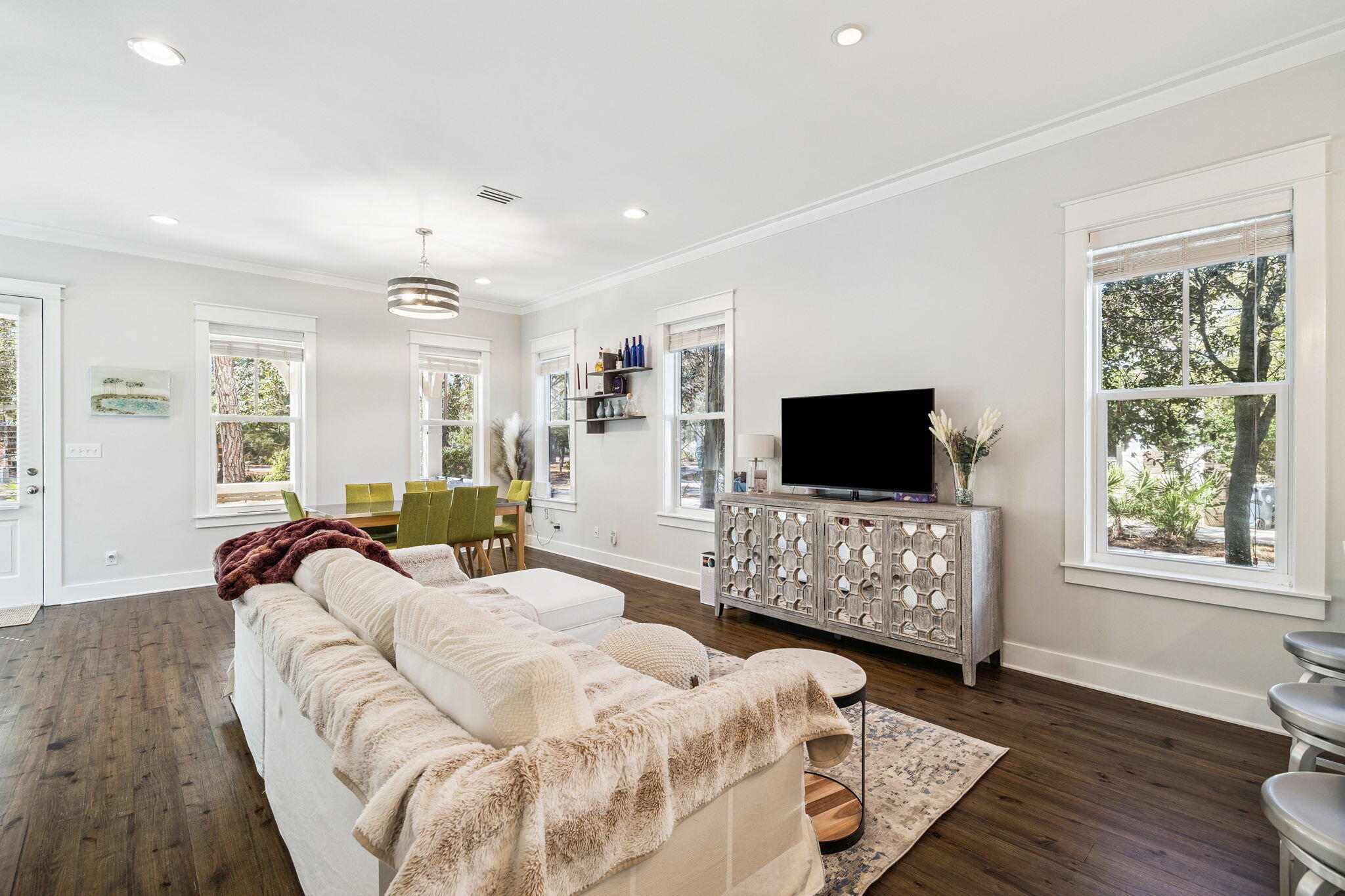 FOREST LAKES - Residential