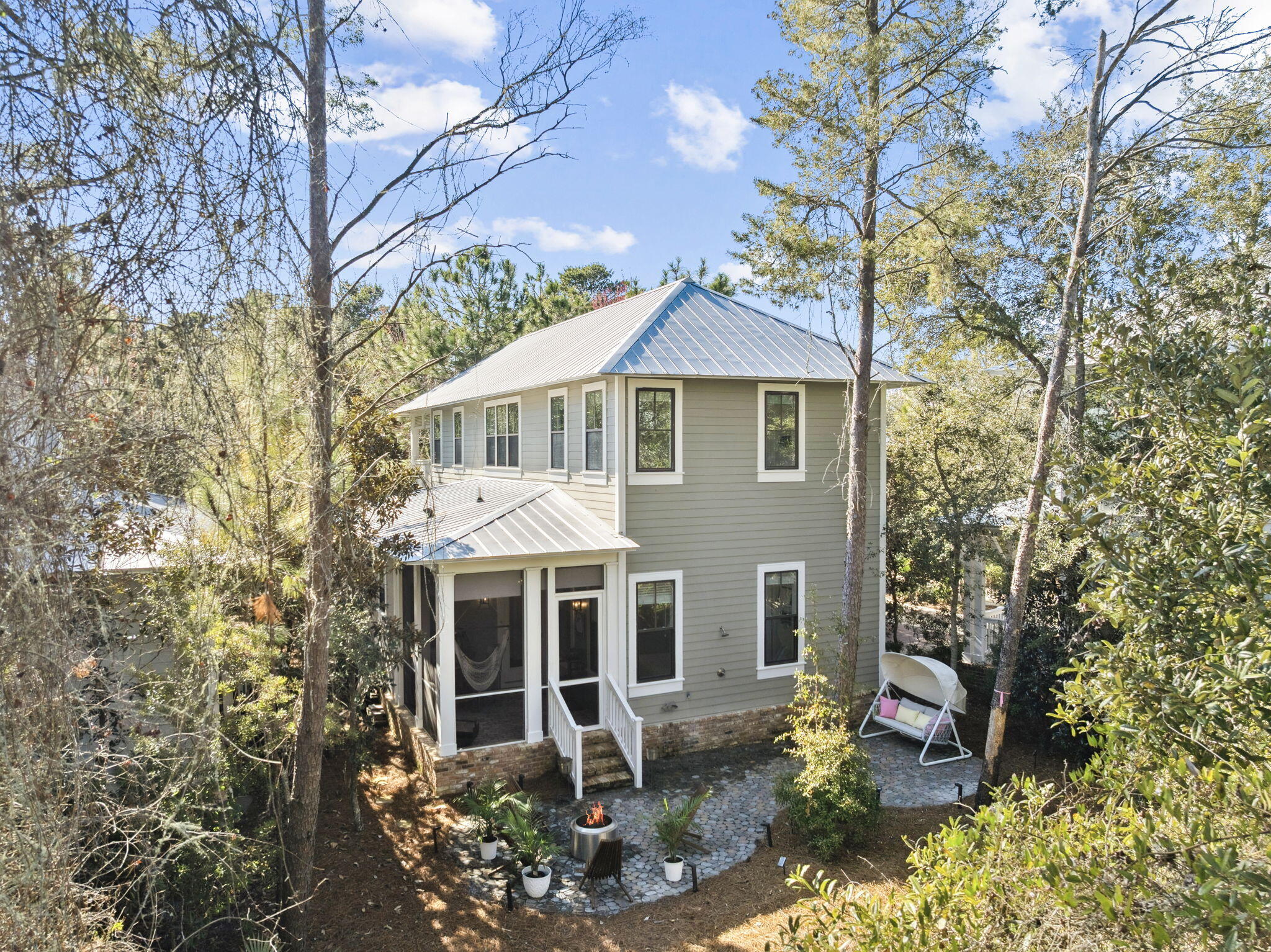 FOREST LAKES - Residential