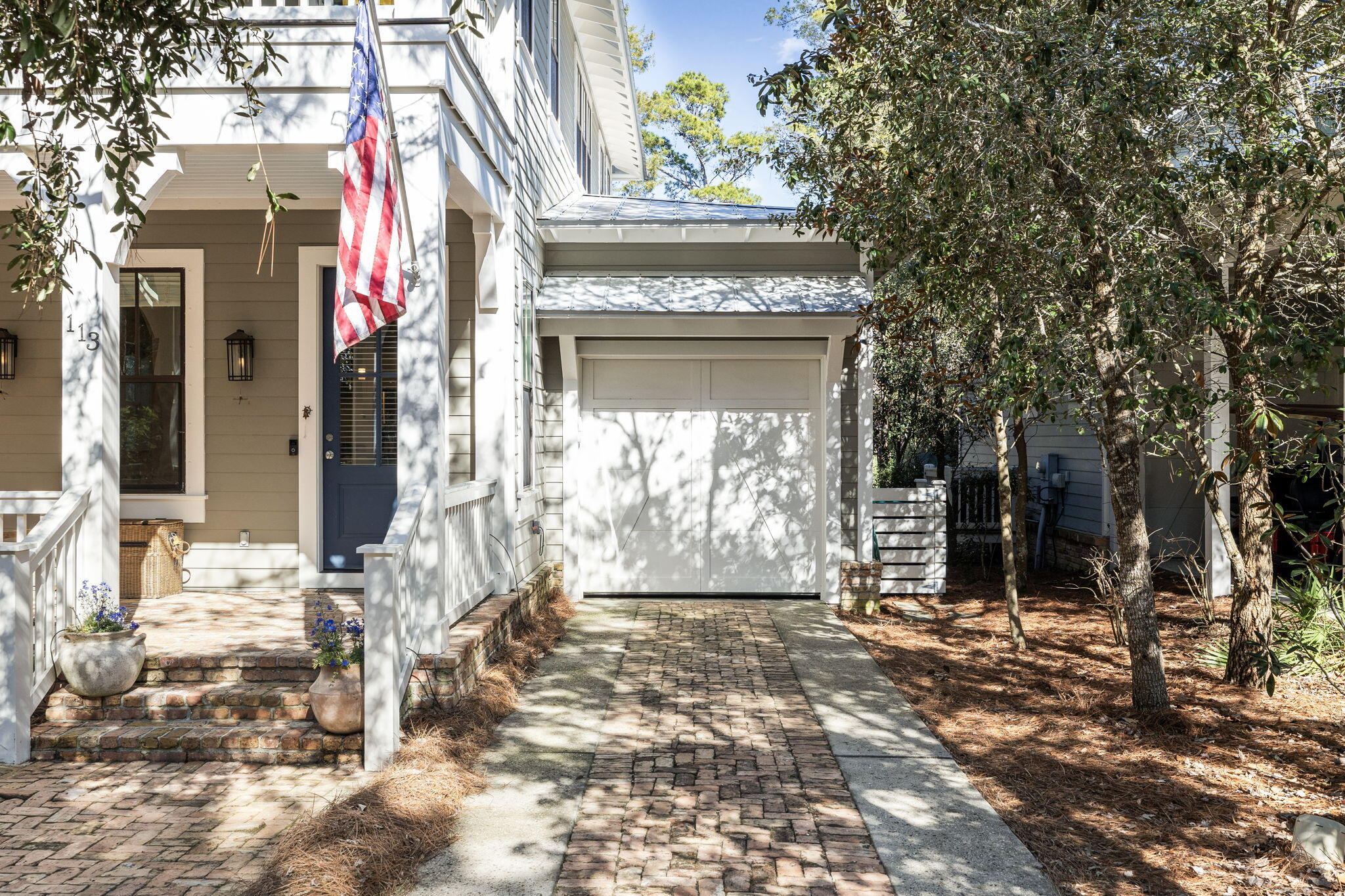 FOREST LAKES - Residential