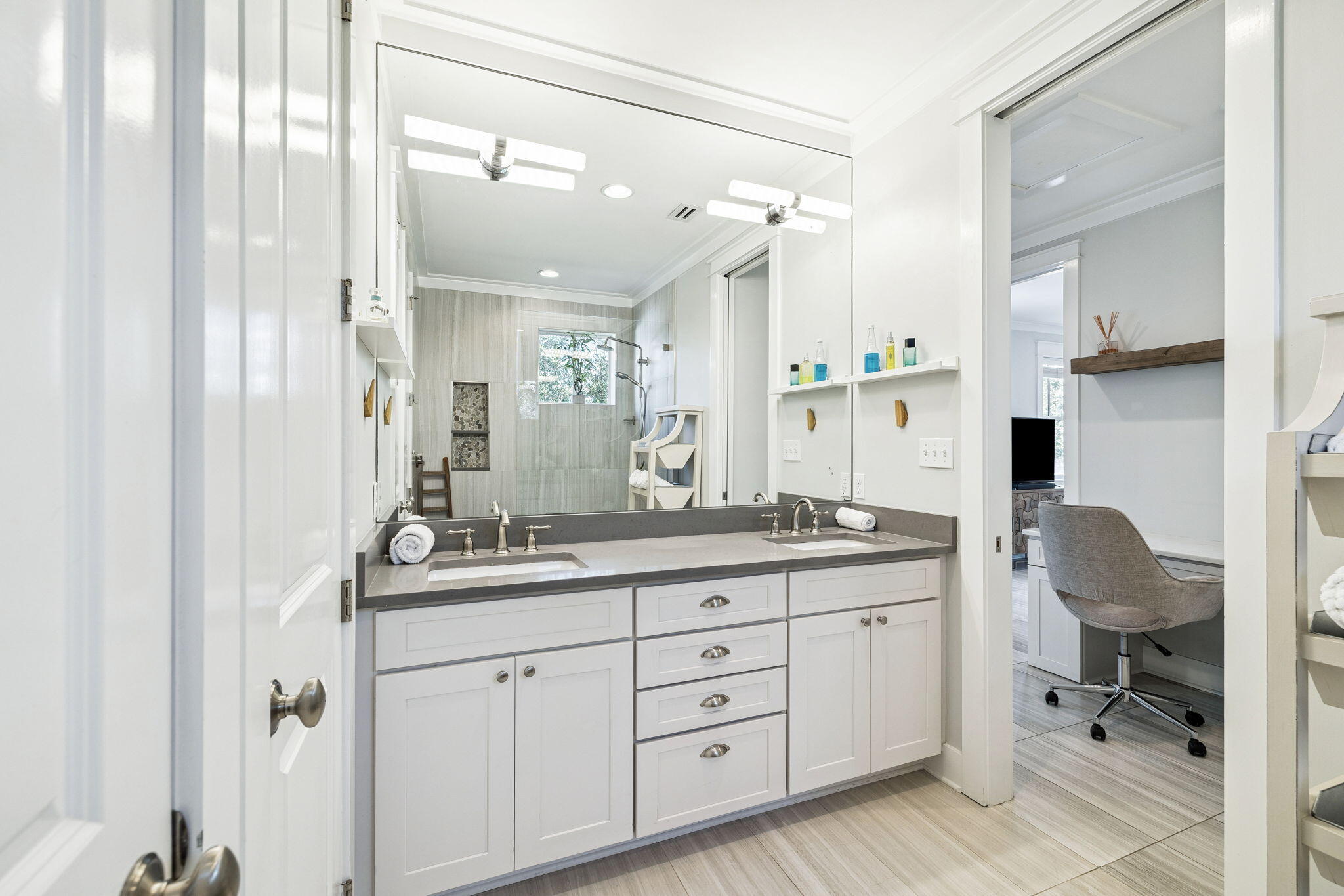 FOREST LAKES - Residential