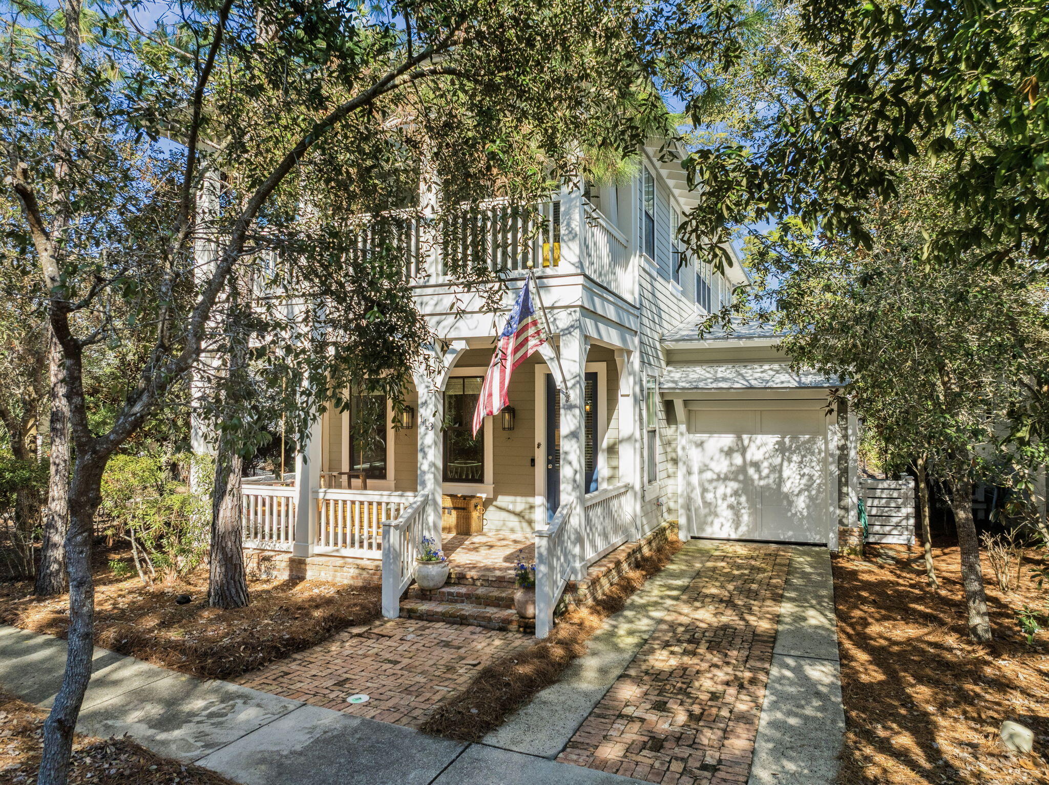 FOREST LAKES - Residential