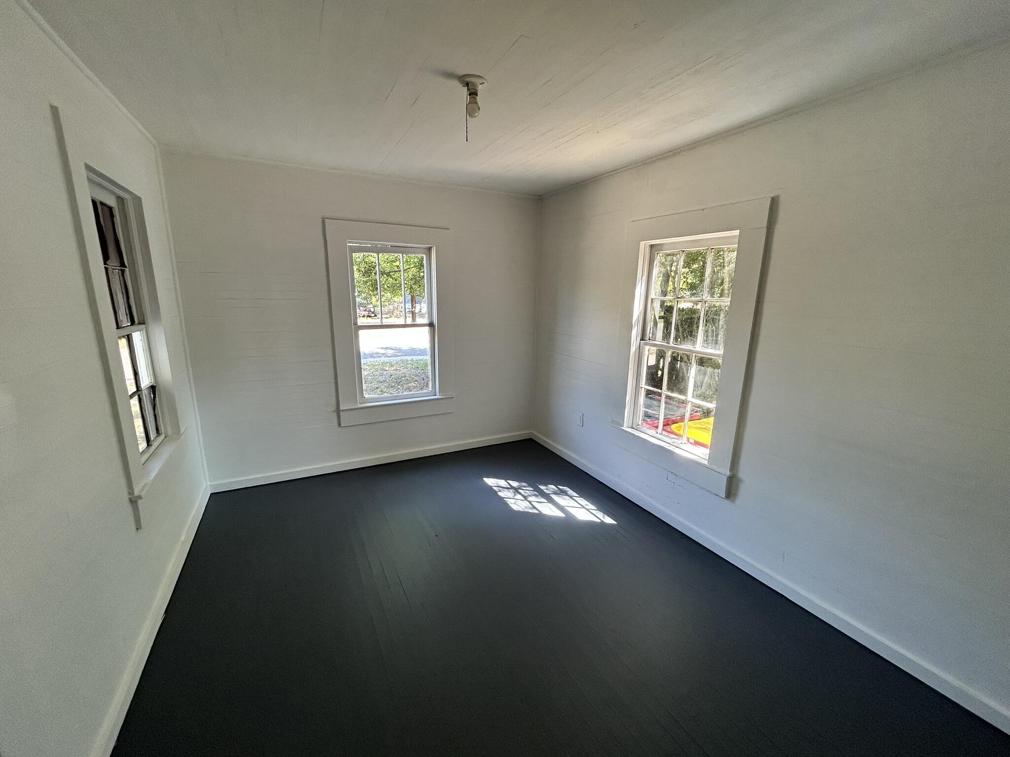 METES & BOUNDS - Residential Lease