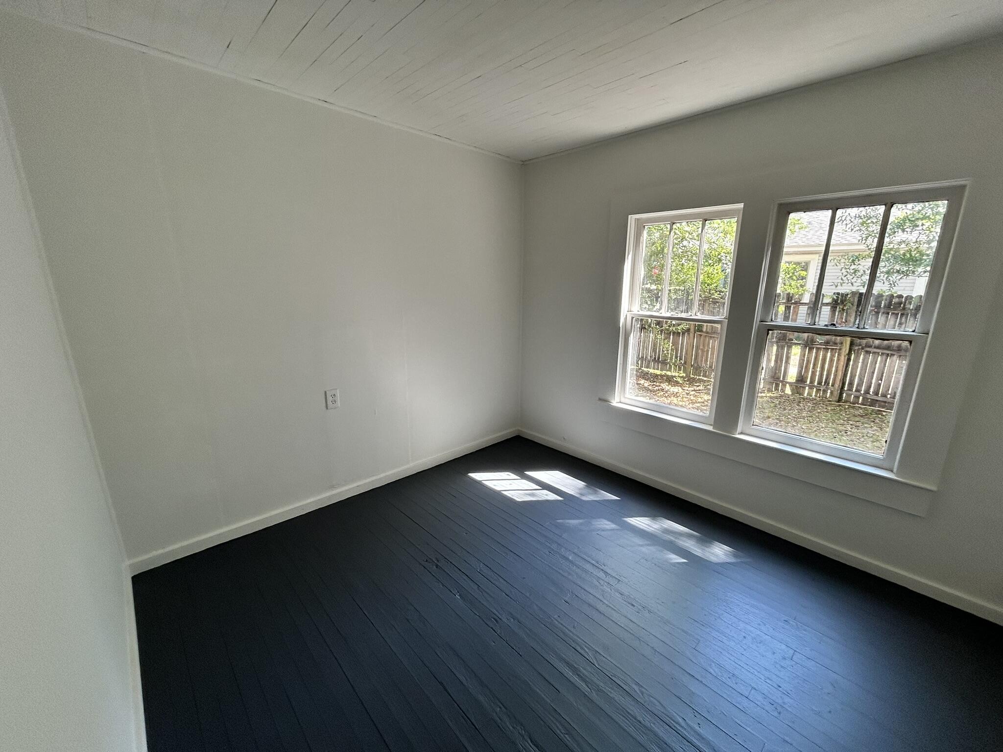 METES & BOUNDS - Residential Lease