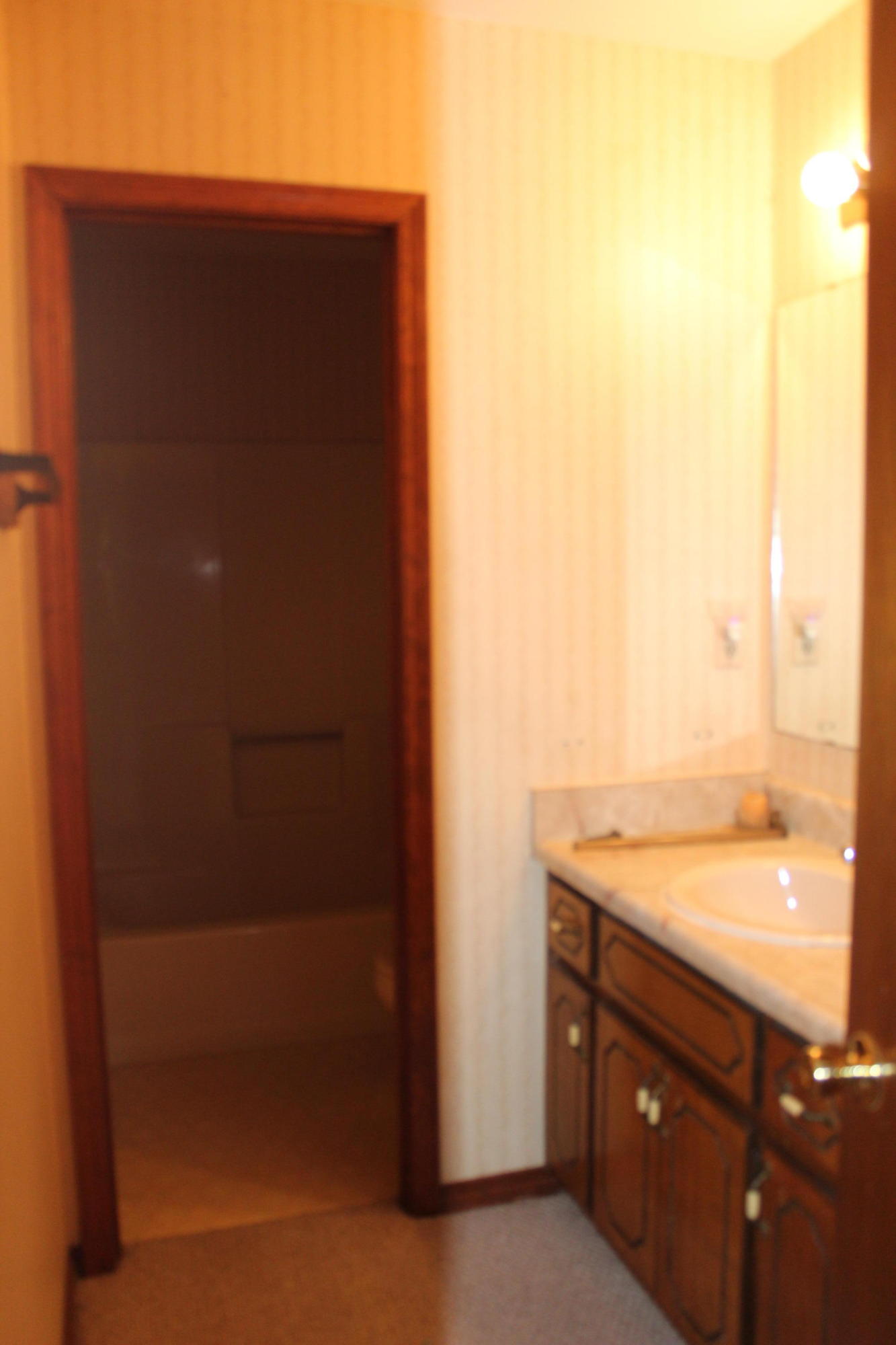 RANSOM PINES AMEND LOT 16 - Residential Lease