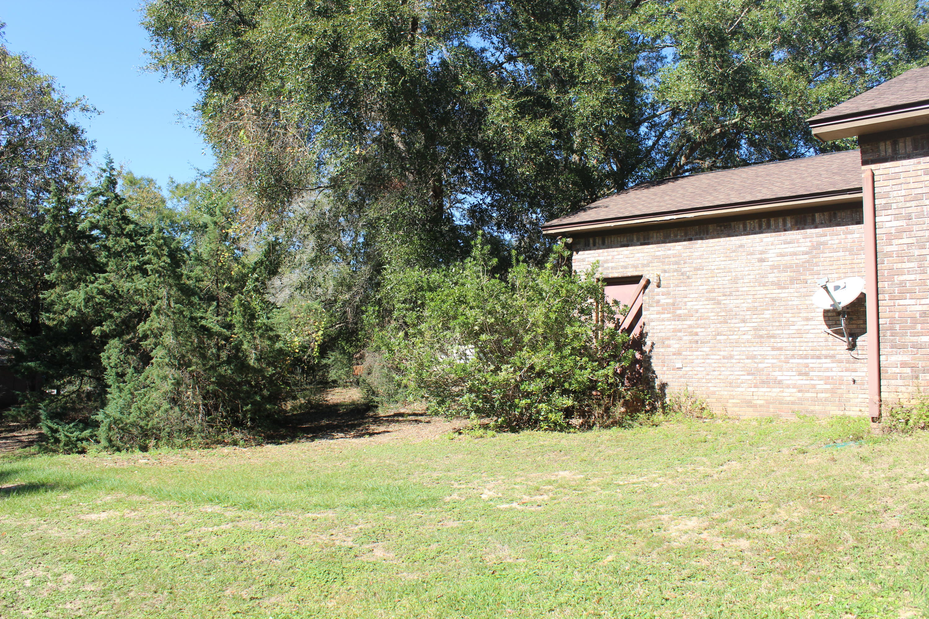 RANSOM PINES AMEND LOT 16 - Residential Lease