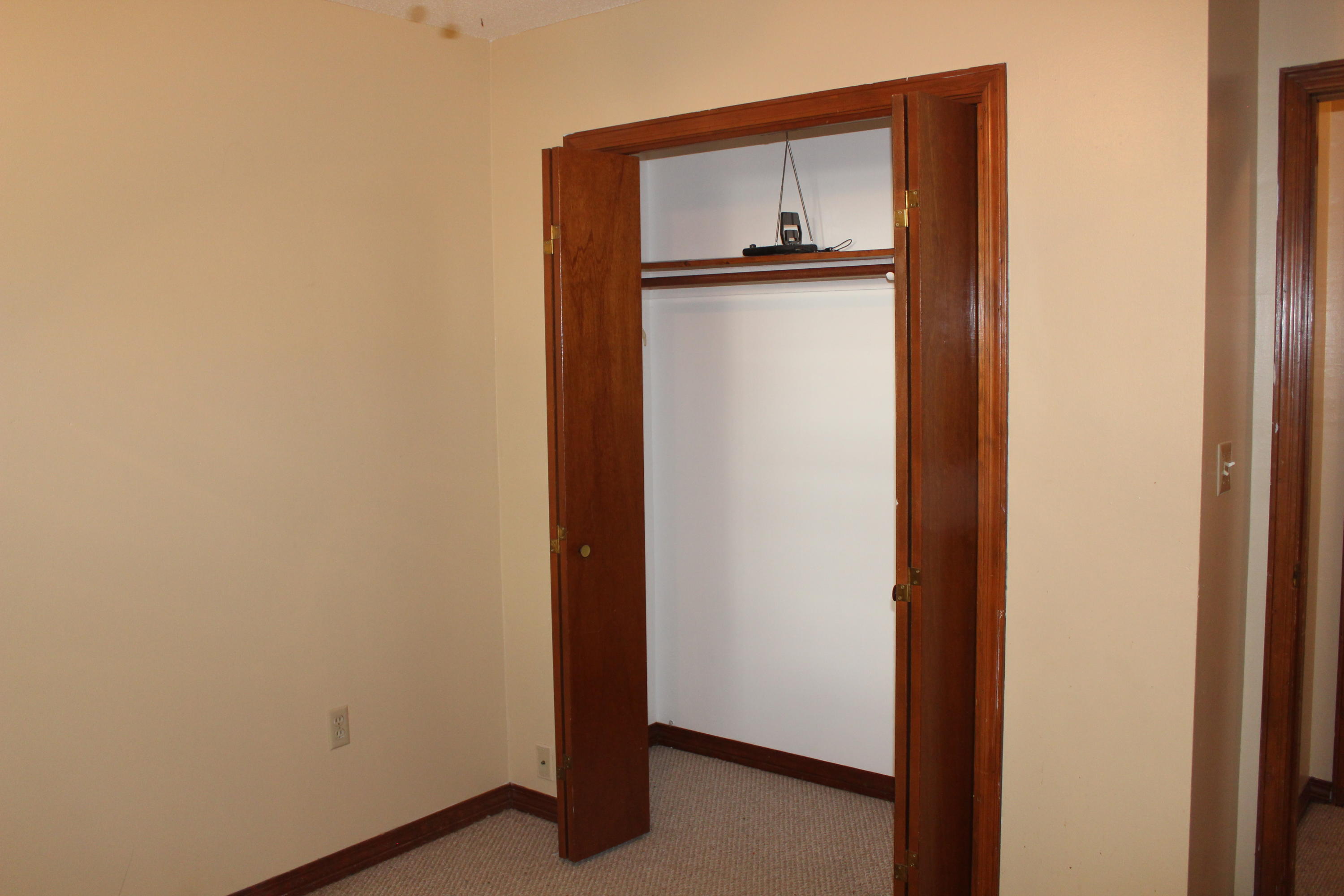 RANSOM PINES AMEND LOT 16 - Residential Lease