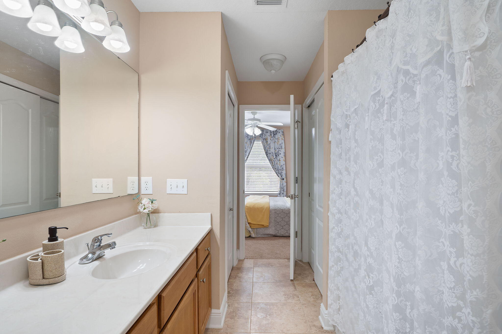 HADLEIGH HILLS T/H - Residential