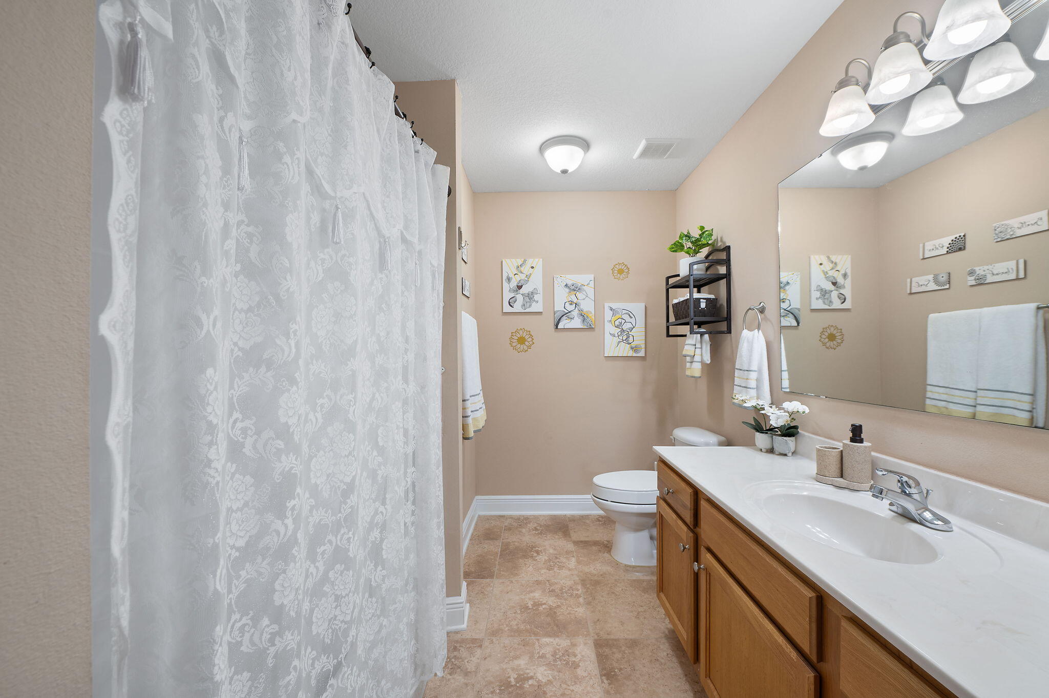 HADLEIGH HILLS T/H - Residential