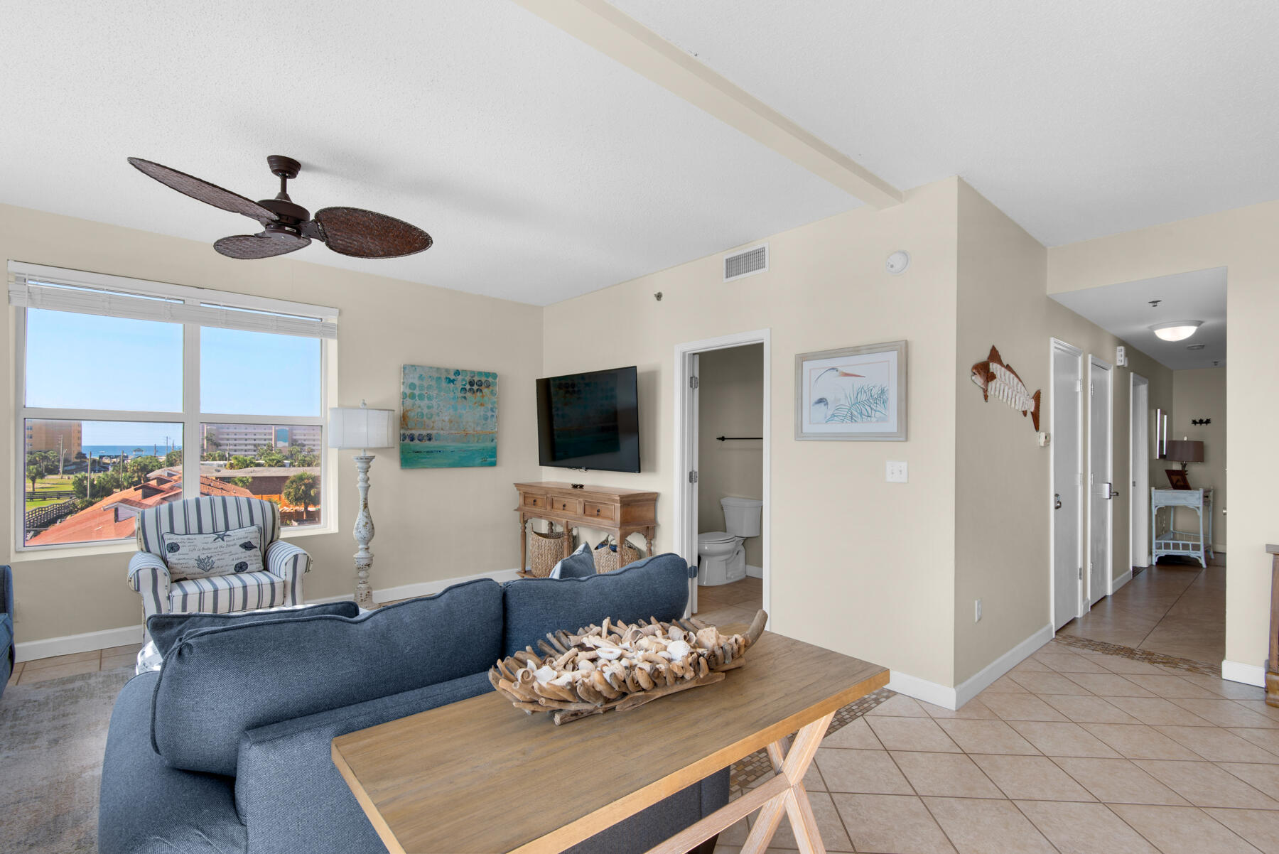 PALM COURT YACHT CLUB - Residential