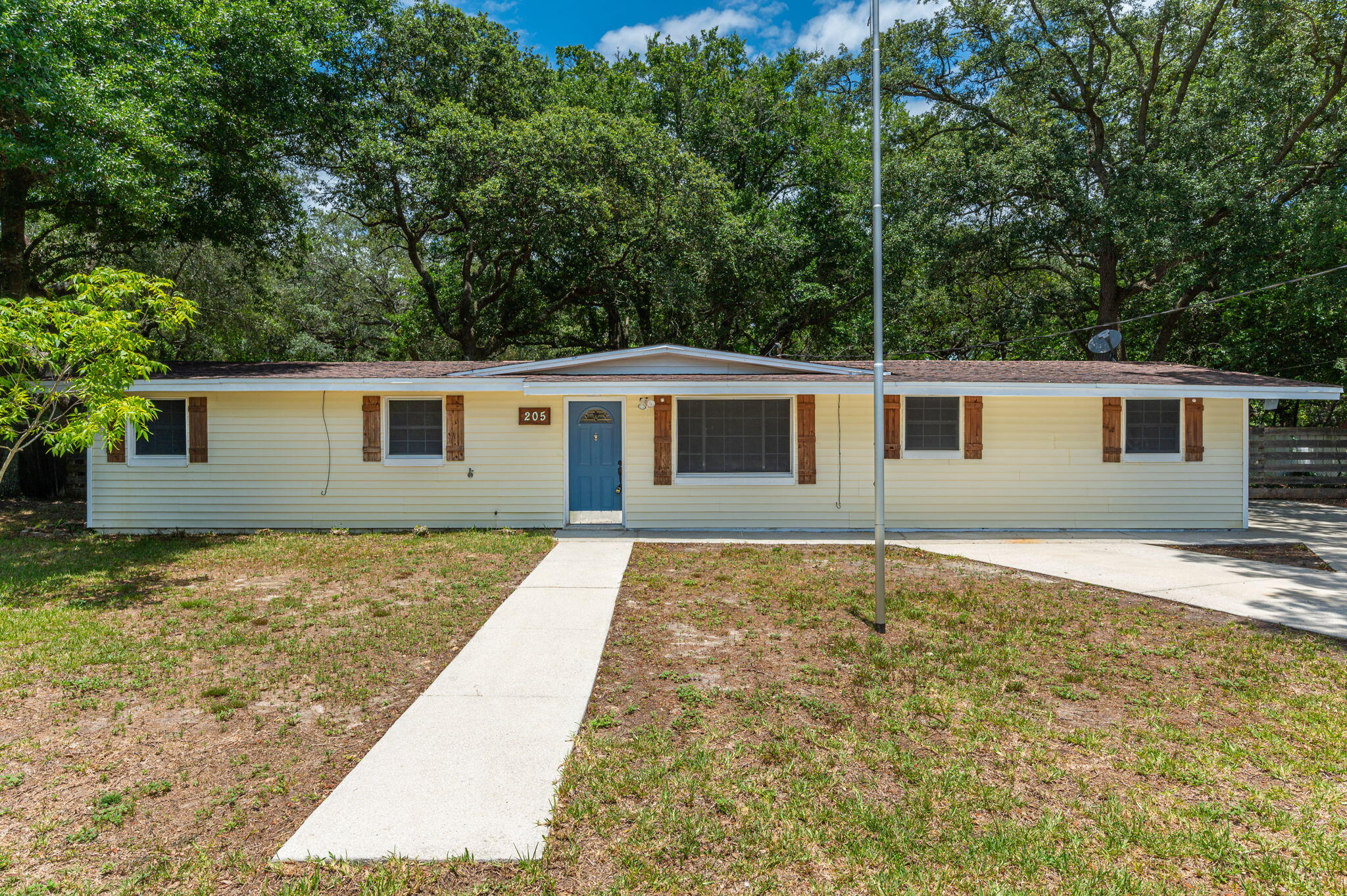 Welcome to this updated home in an IDEAL location in Ft. Walton Beach! This charming house features 3 bedrooms and 2 bathrooms, perfect for those seeking a comfortable living space. The interior boasts wood look-tile floors, granite countertops, and stainless steel appliances, giving the home a modern and stylish feel. With a washer and dryer included, laundry day will be a breeze. Private back yard is perfect for entertaining or enjoying the Florida weather. Don't miss out on the opportunity to make this house your new home! Contact us today for a showing!!