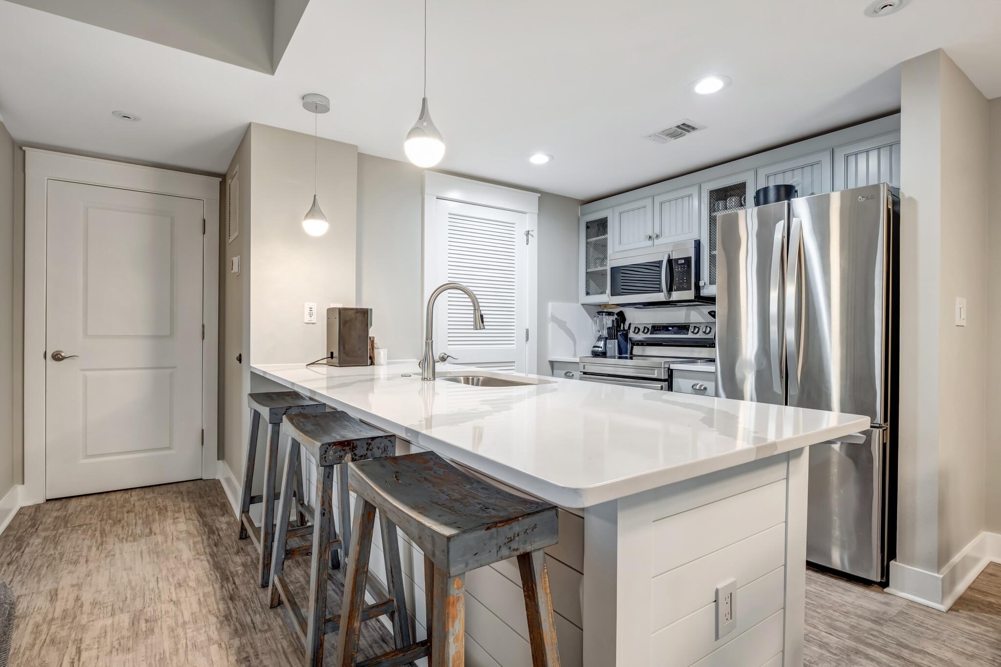 OBSERVATION POINT - Residential