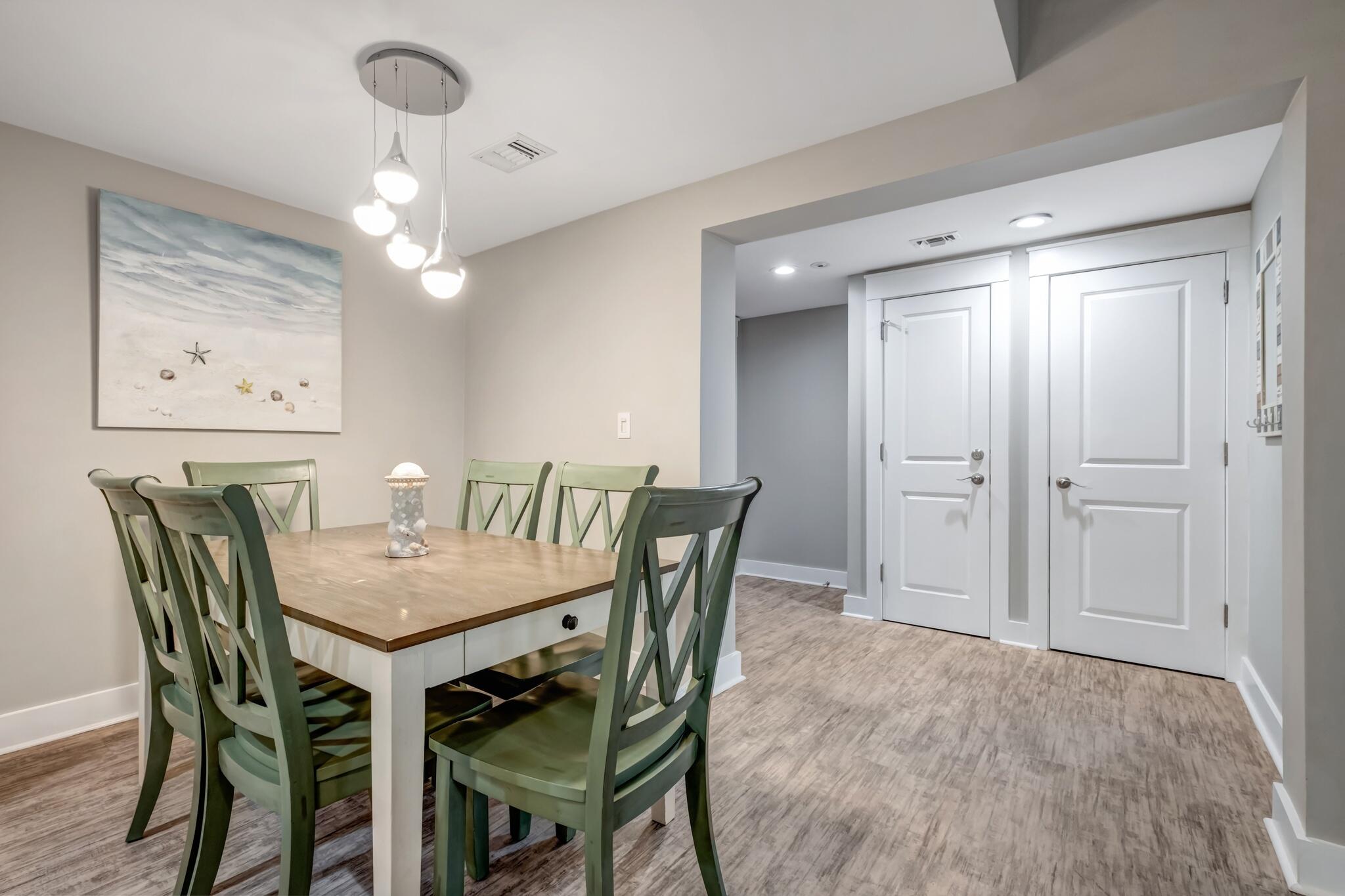 OBSERVATION POINT - Residential