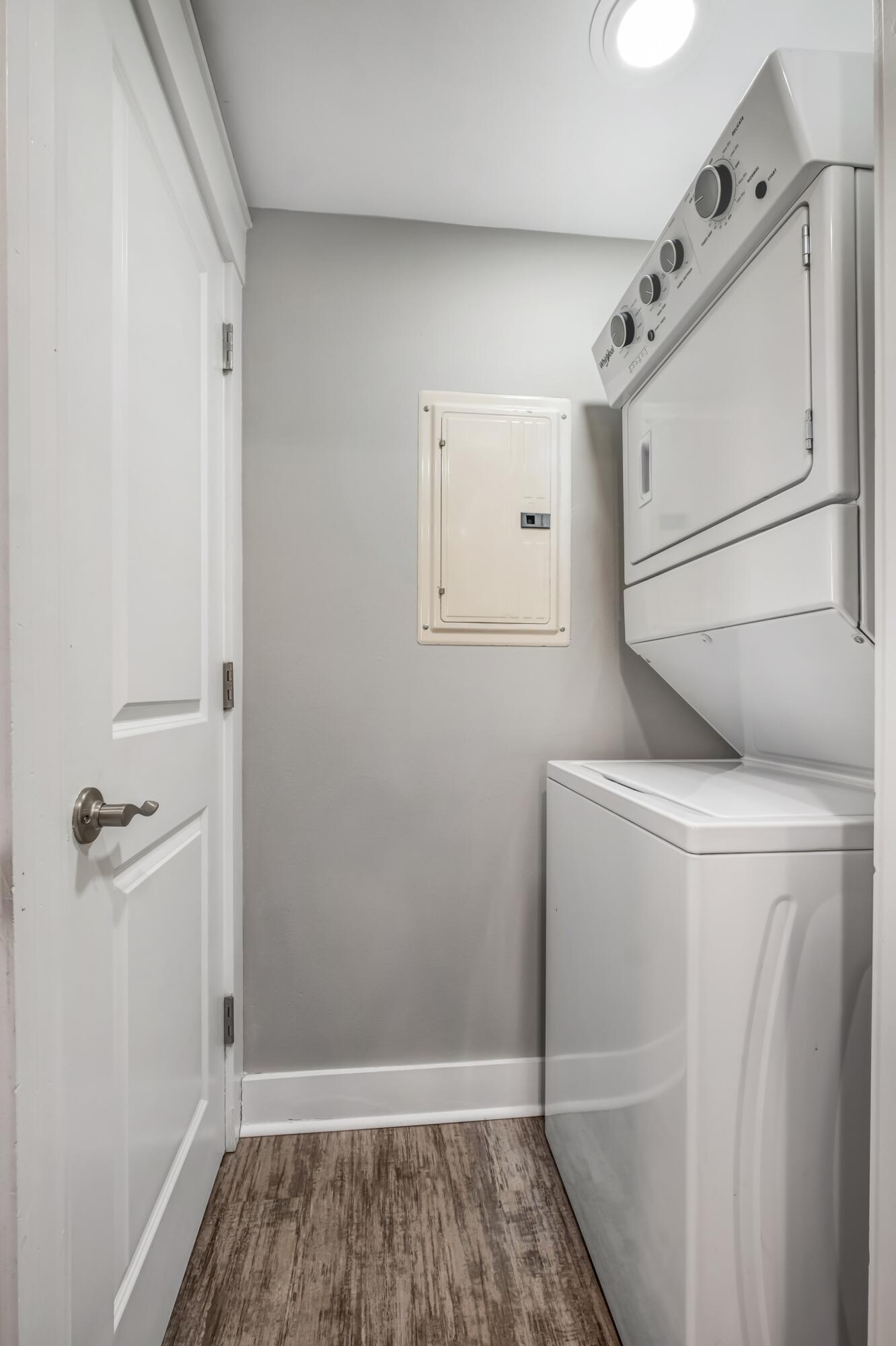 OBSERVATION POINT - Residential