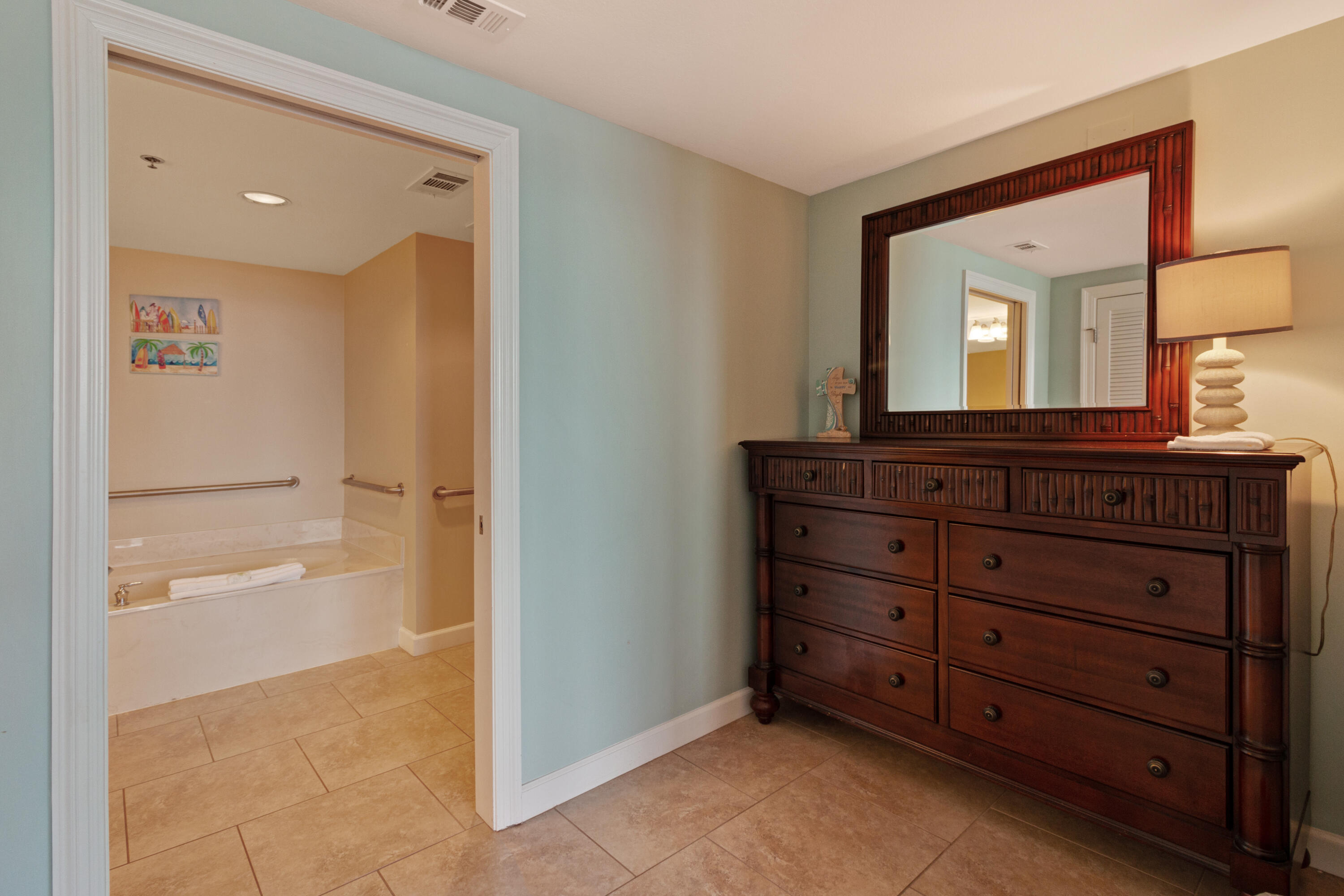 STERLING SHORES - Residential