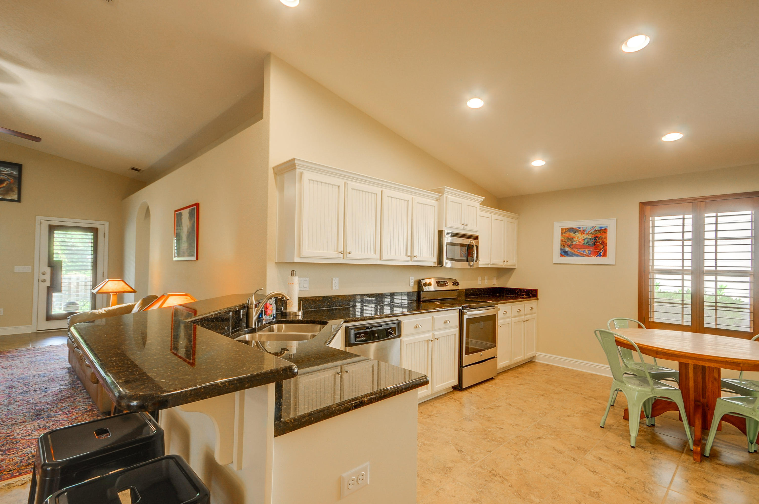 EAGLE BAY - Residential