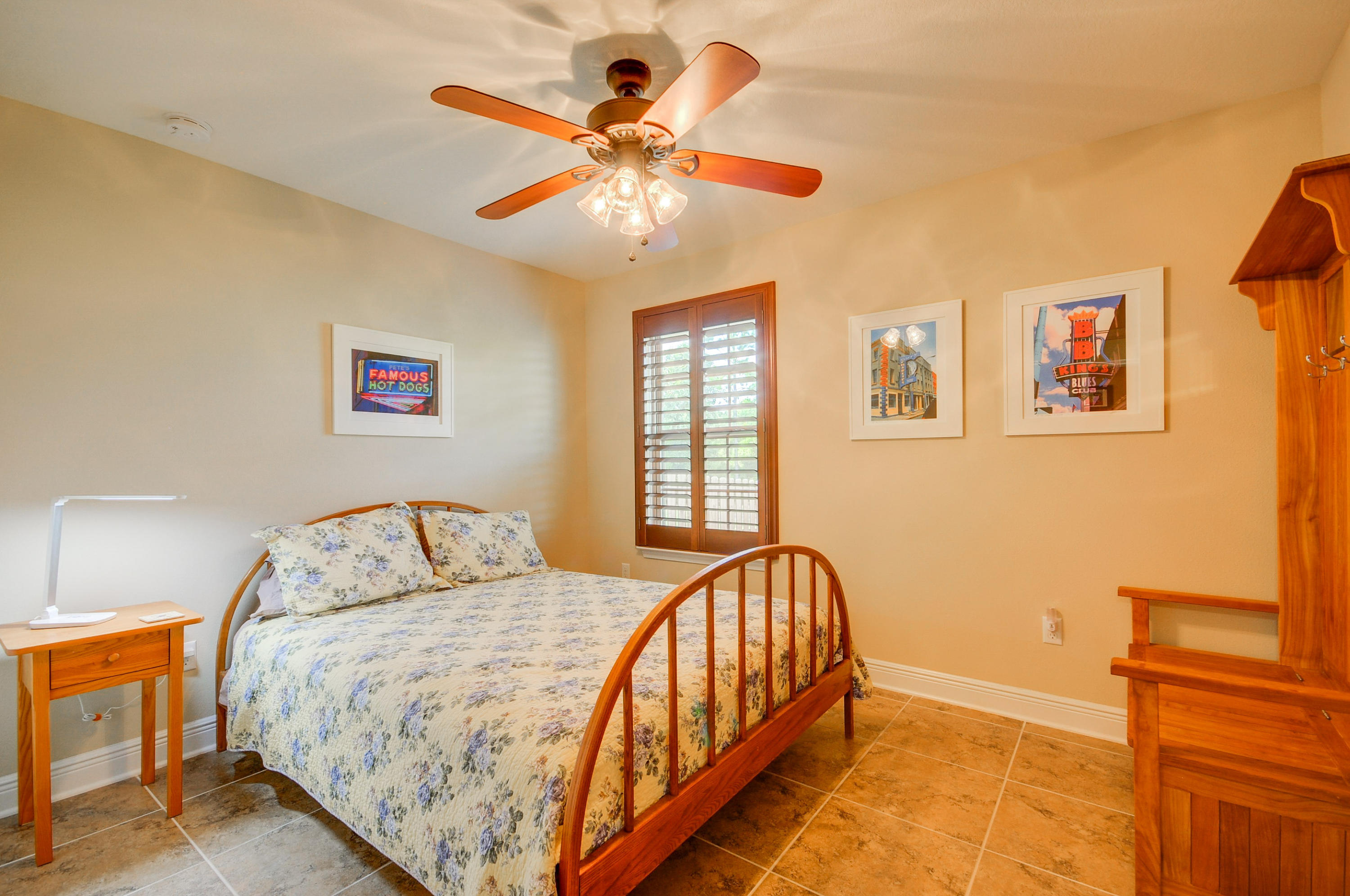 EAGLE BAY - Residential